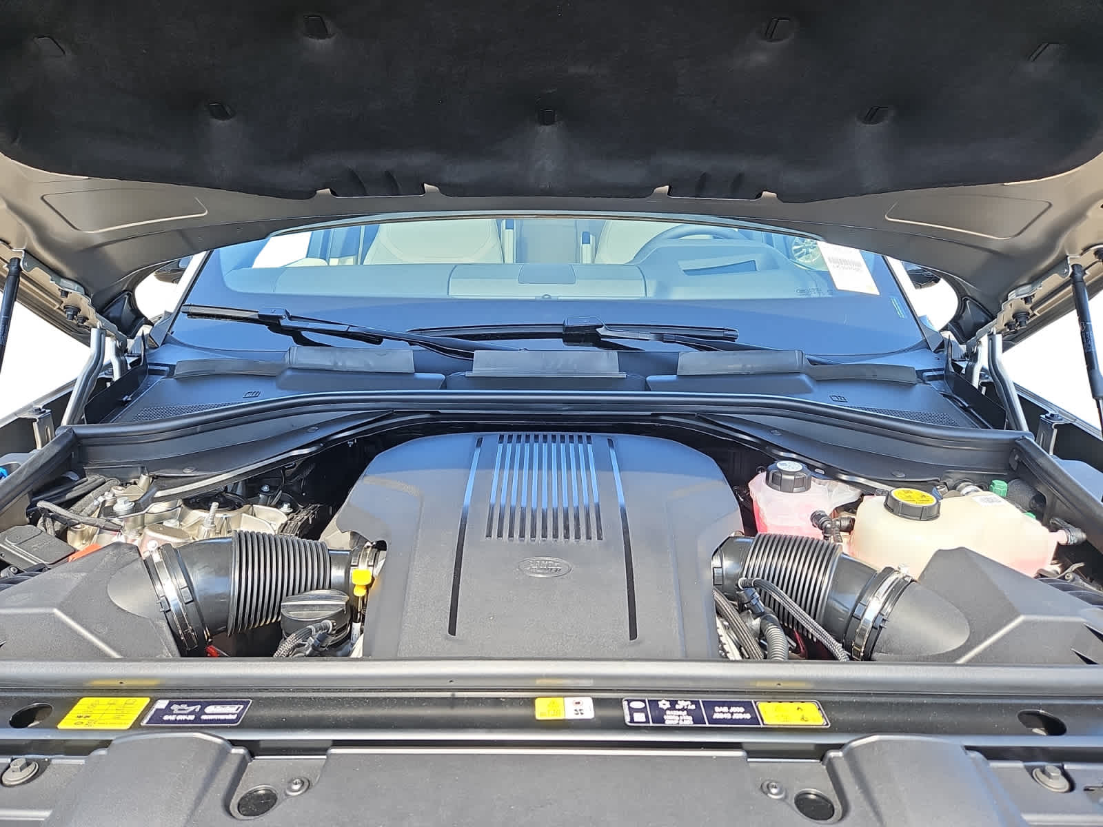 new 2025 Land Rover Range Rover car, priced at $146,655