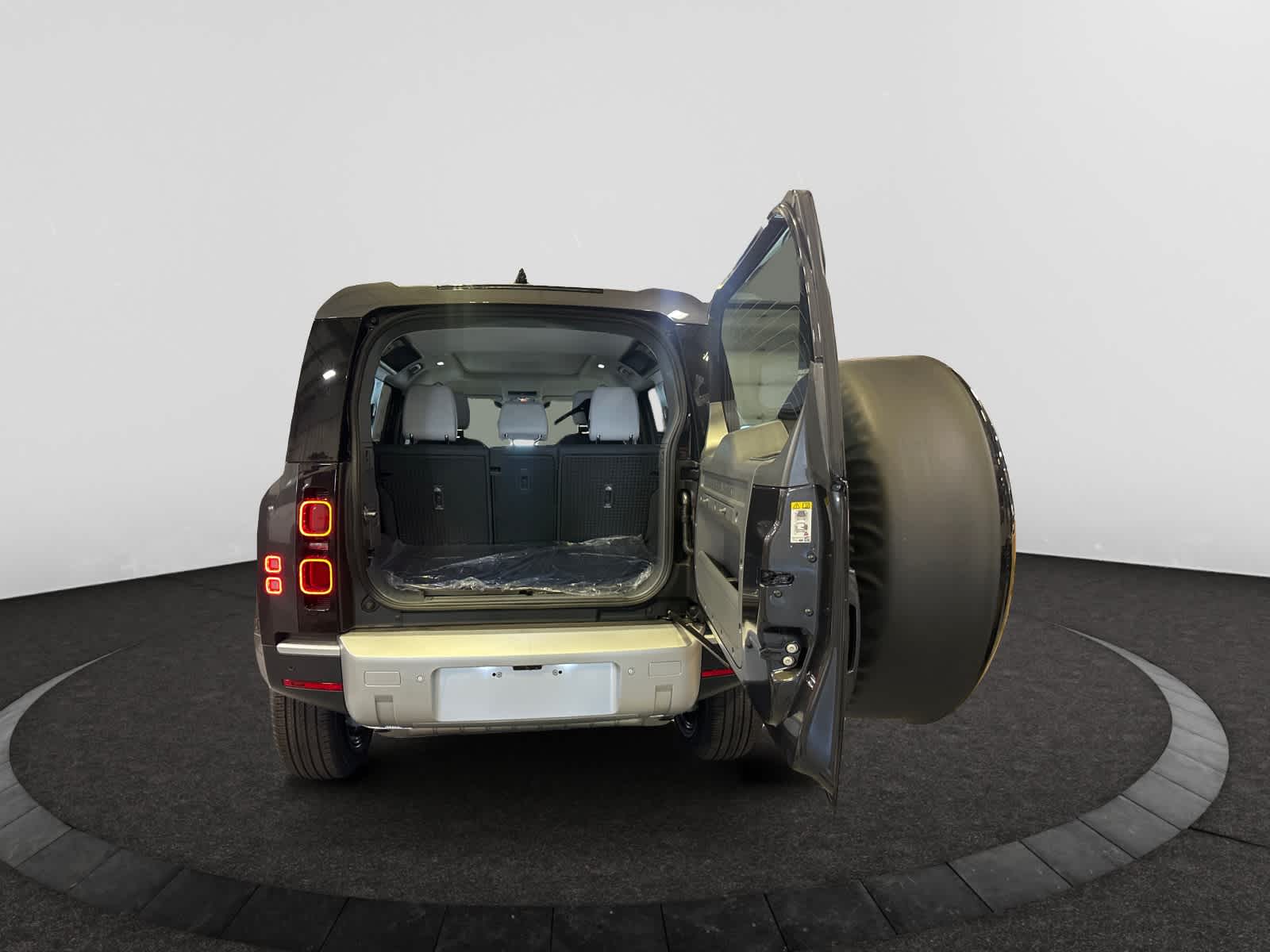 new 2025 Land Rover Defender 110 car, priced at $72,673