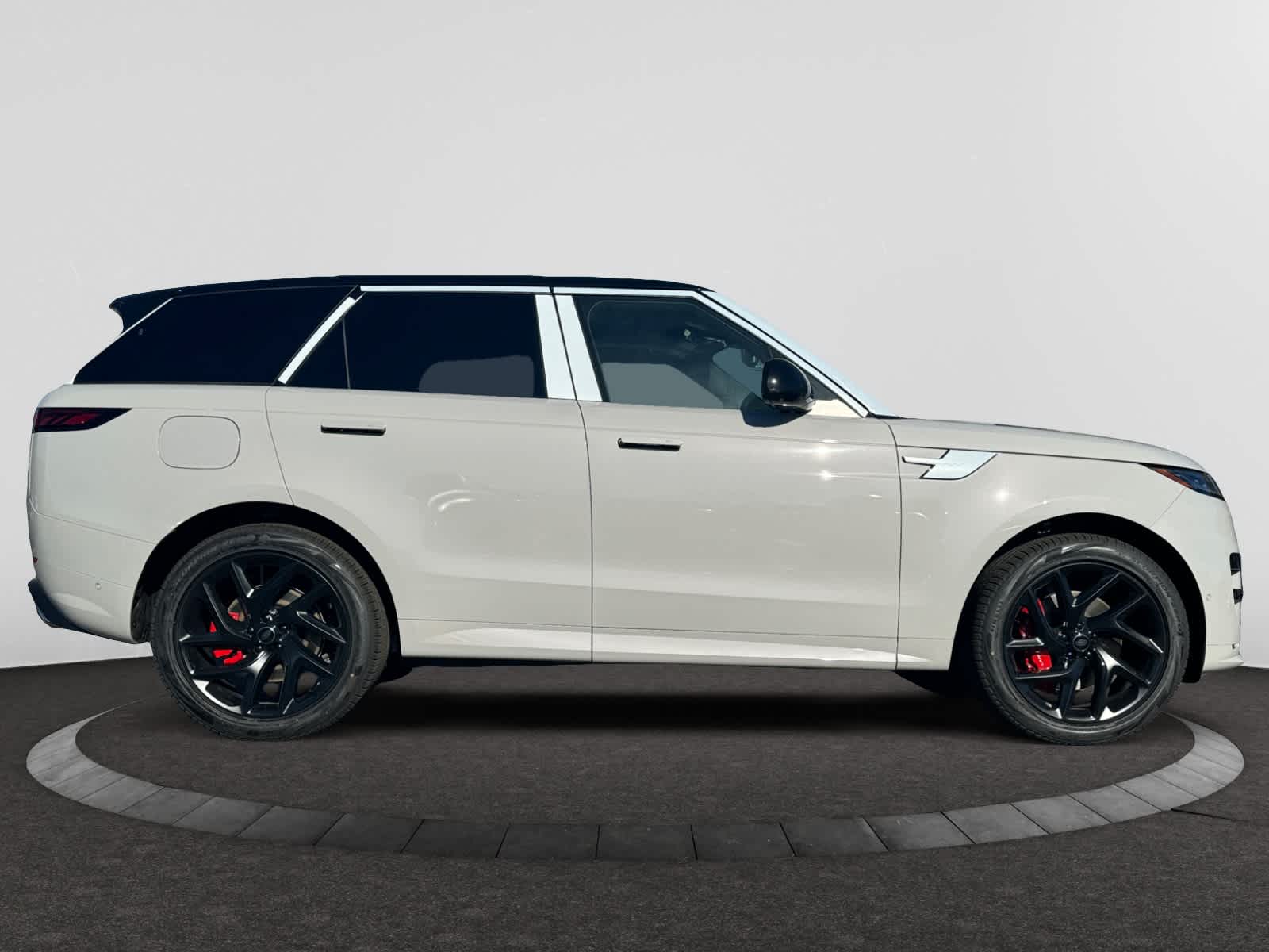 new 2025 Land Rover Range Rover Sport car, priced at $106,180