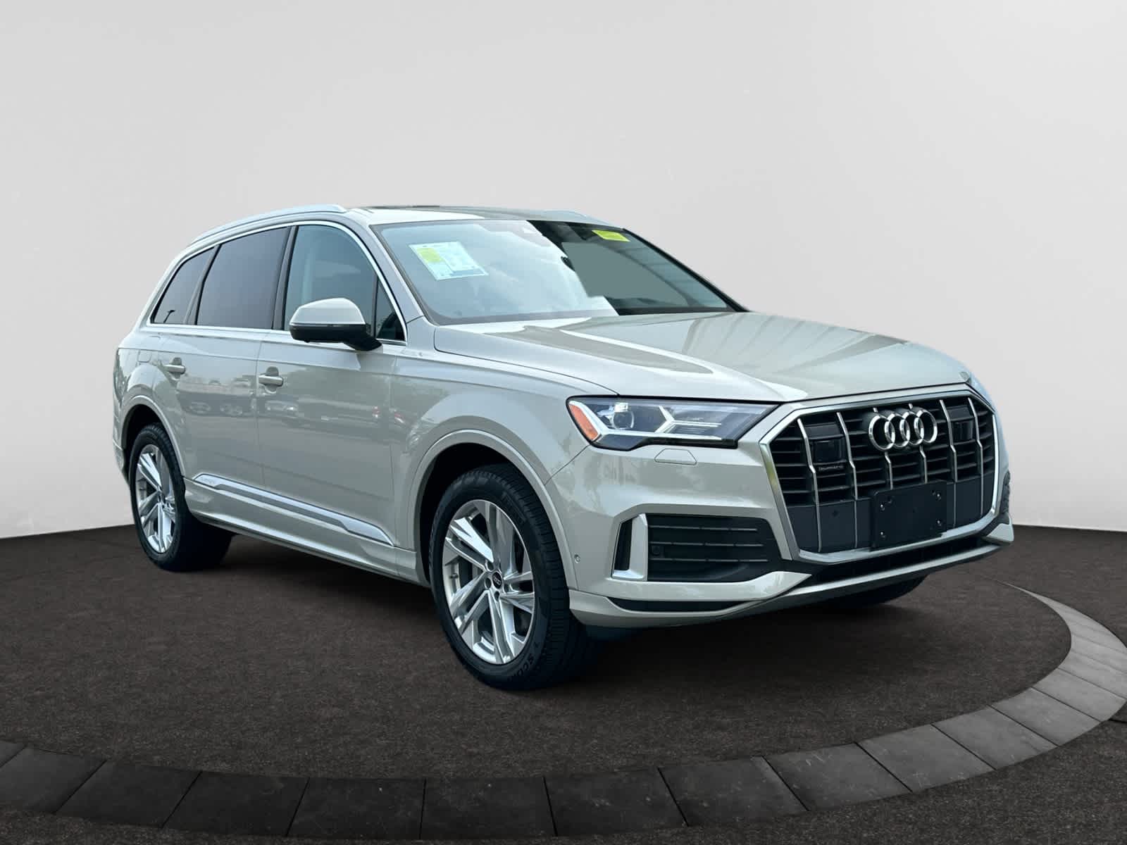 used 2023 Audi Q7 car, priced at $40,998