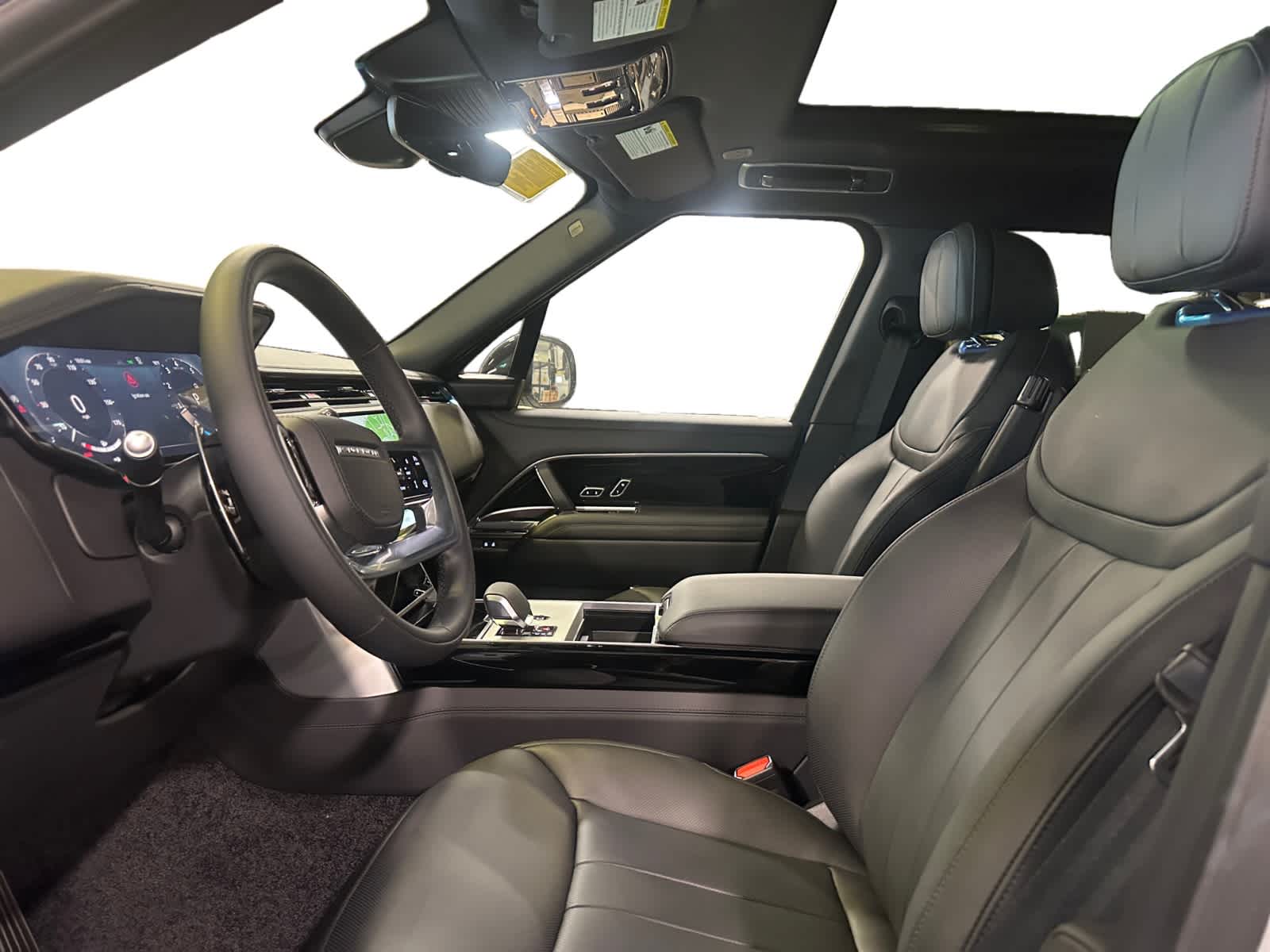 new 2025 Land Rover Range Rover car, priced at $155,610