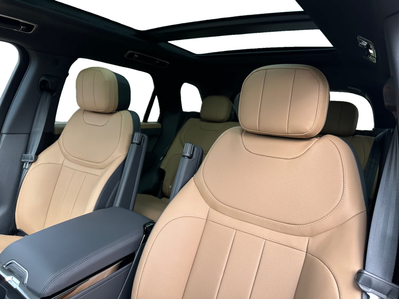 new 2025 Land Rover Range Rover Sport car, priced at $97,550