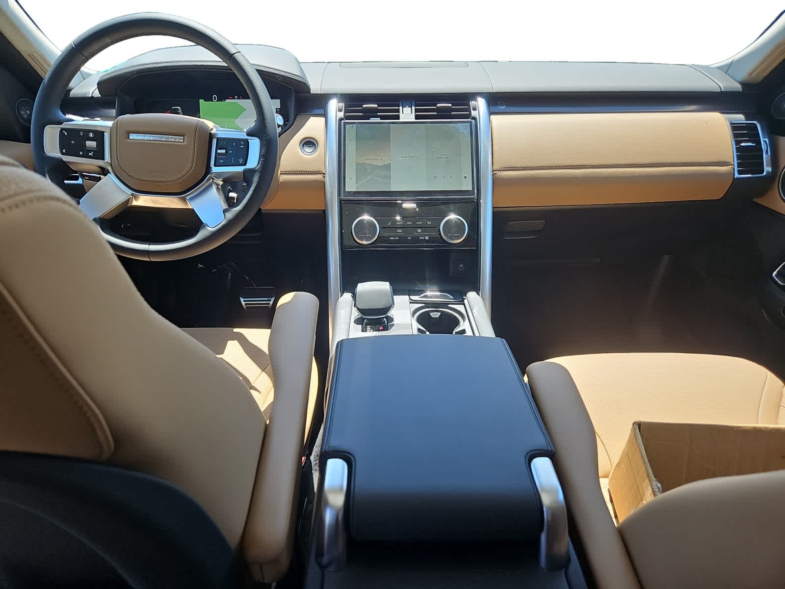 new 2025 Land Rover Discovery car, priced at $83,788