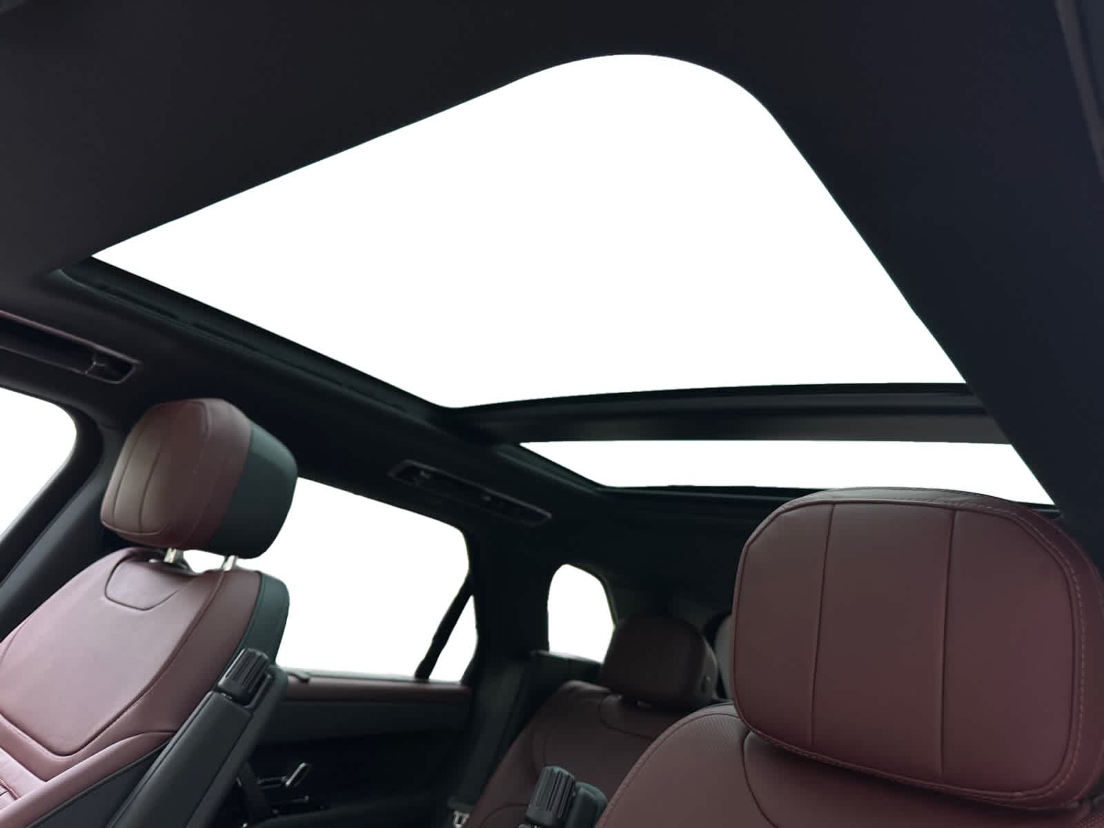 new 2025 Land Rover Range Rover Sport car, priced at $107,945