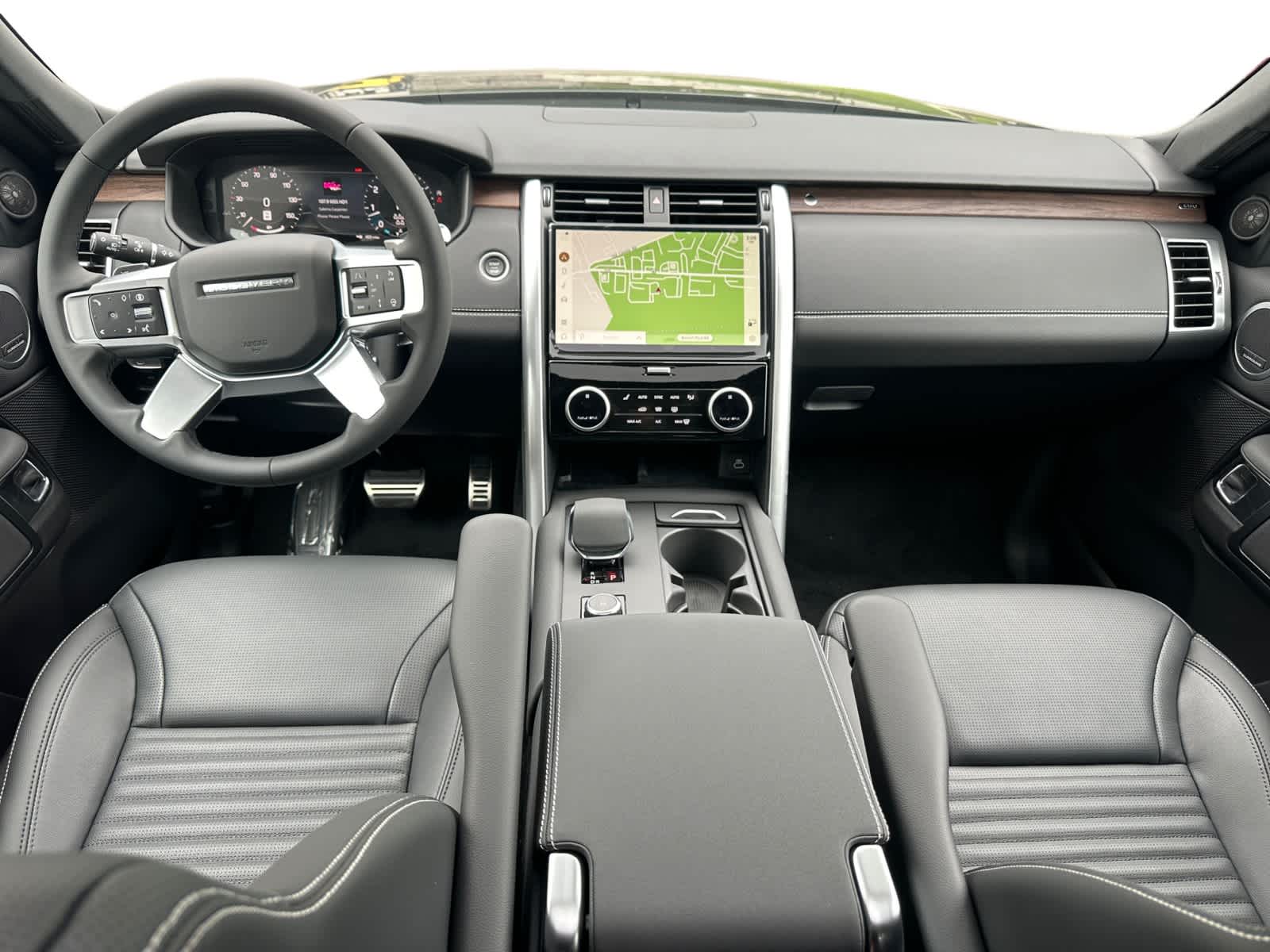 new 2025 Land Rover Discovery car, priced at $80,643