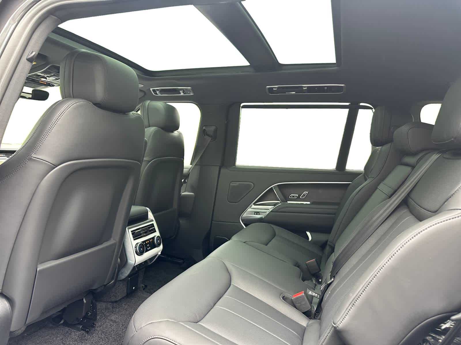 new 2025 Land Rover Range Rover car, priced at $131,950