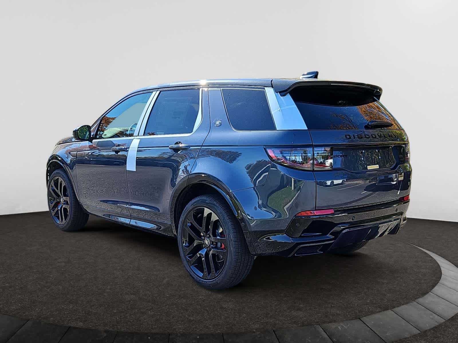 new 2025 Land Rover Discovery Sport car, priced at $63,468