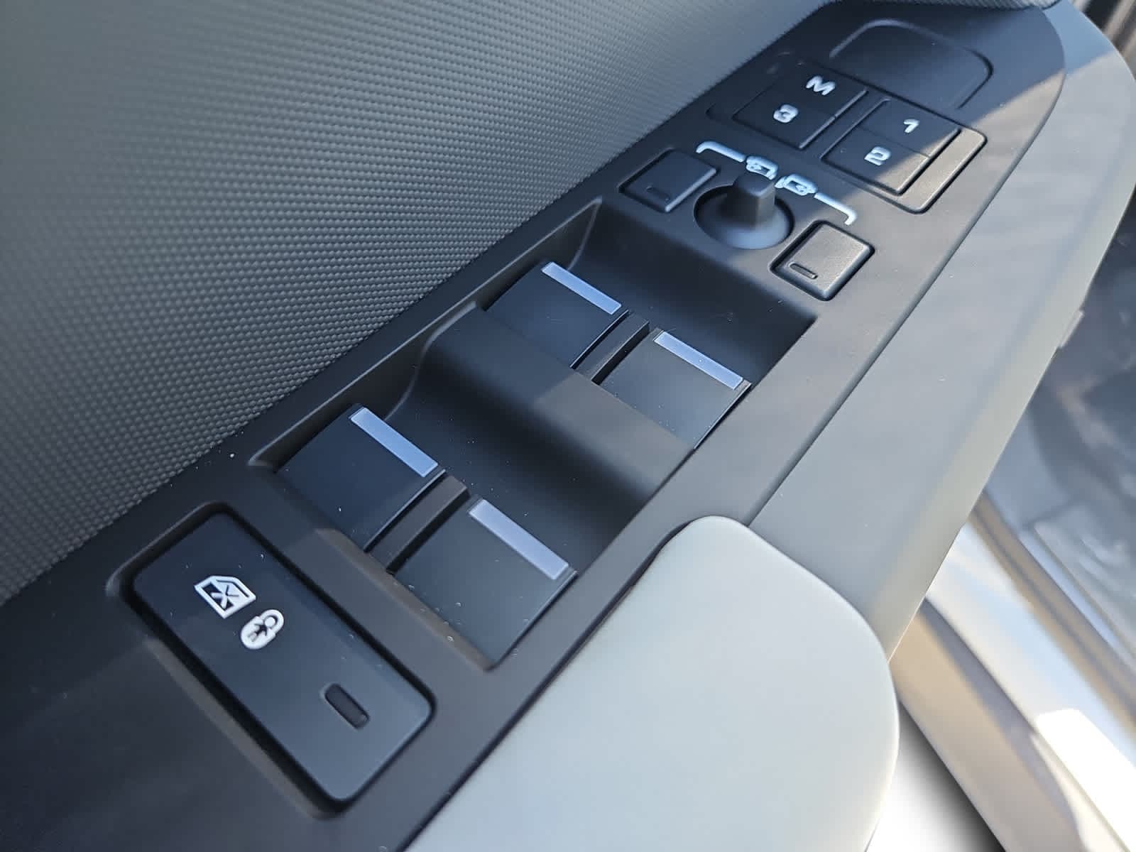 new 2025 Land Rover Defender 110 car, priced at $81,268