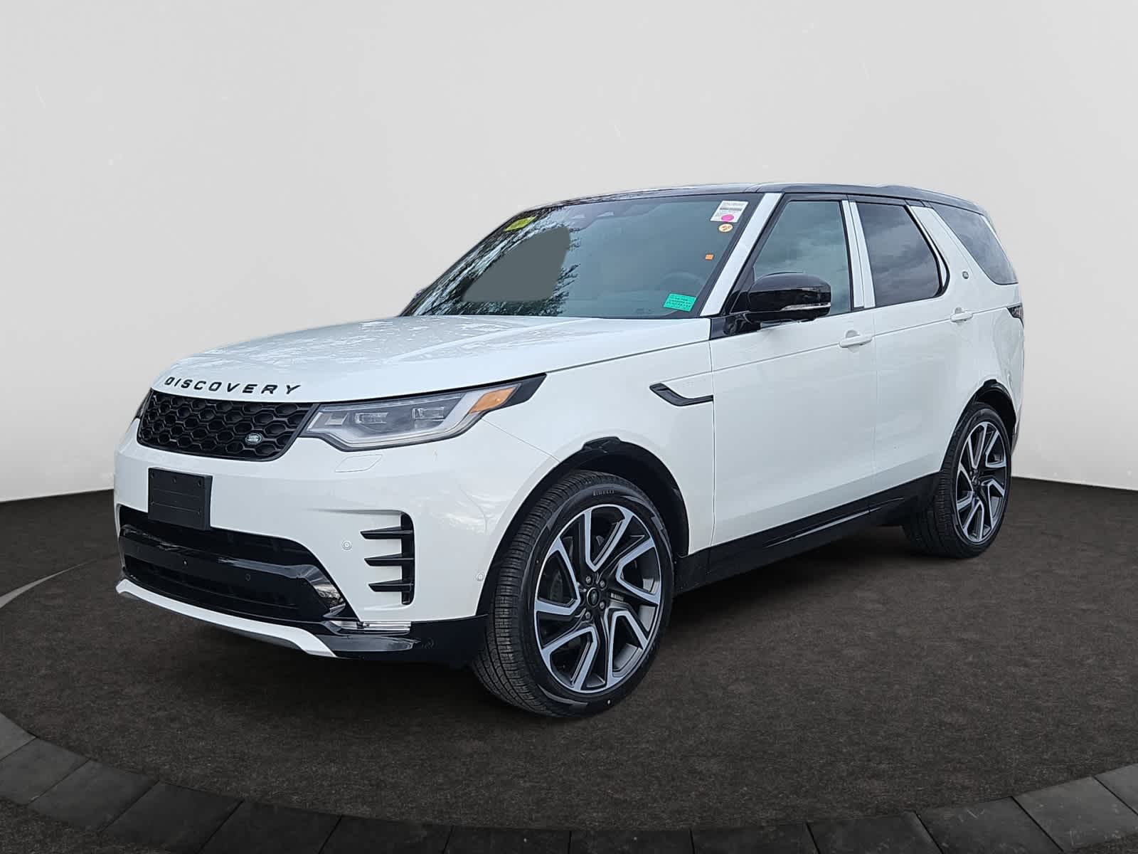 new 2025 Land Rover Discovery car, priced at $75,278