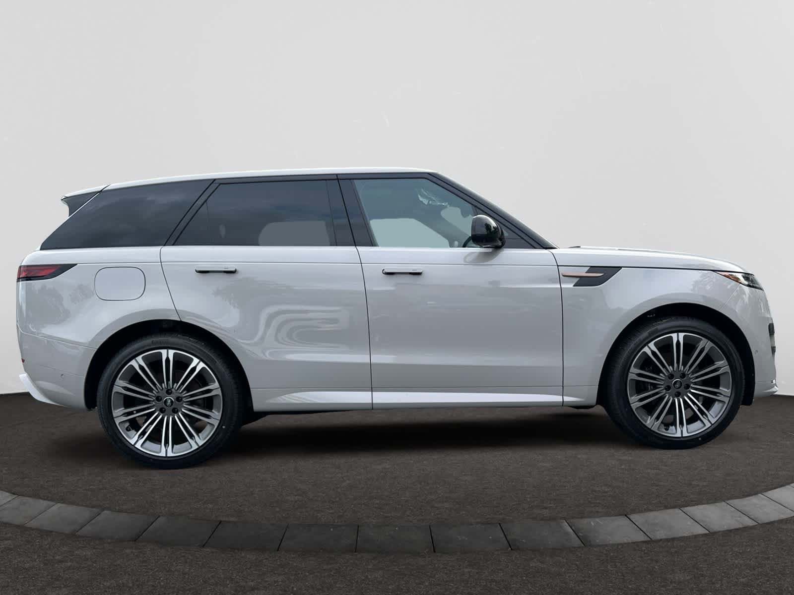 new 2025 Land Rover Range Rover Sport car, priced at $106,935