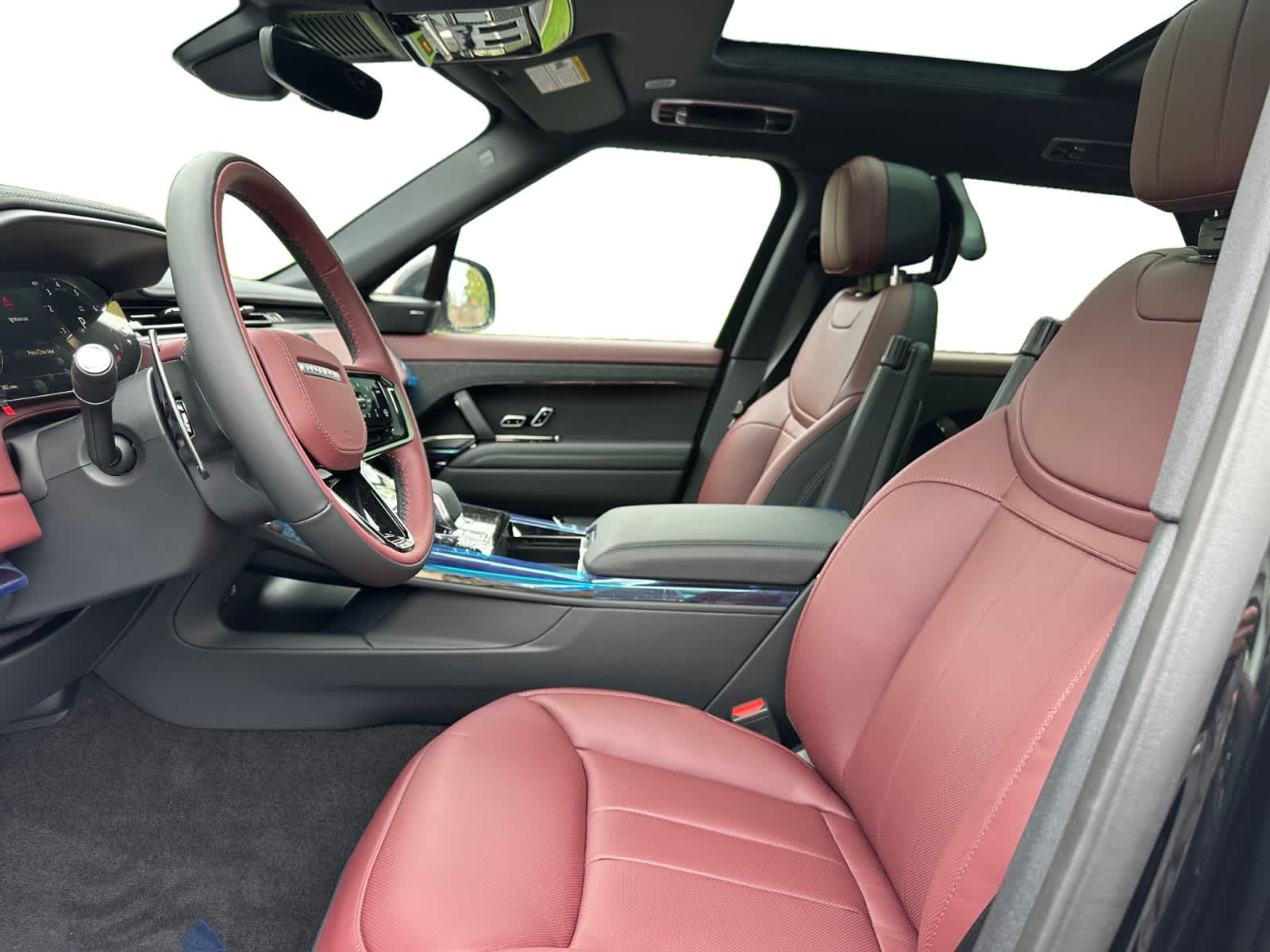new 2025 Land Rover Range Rover Sport car, priced at $121,905