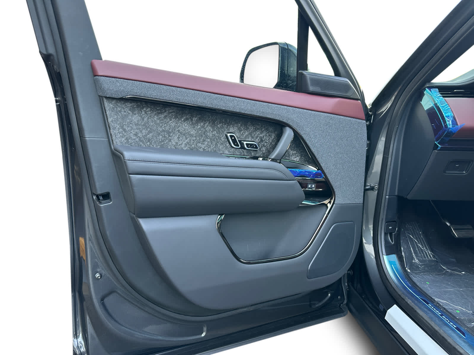 new 2025 Land Rover Range Rover Sport car, priced at $108,535