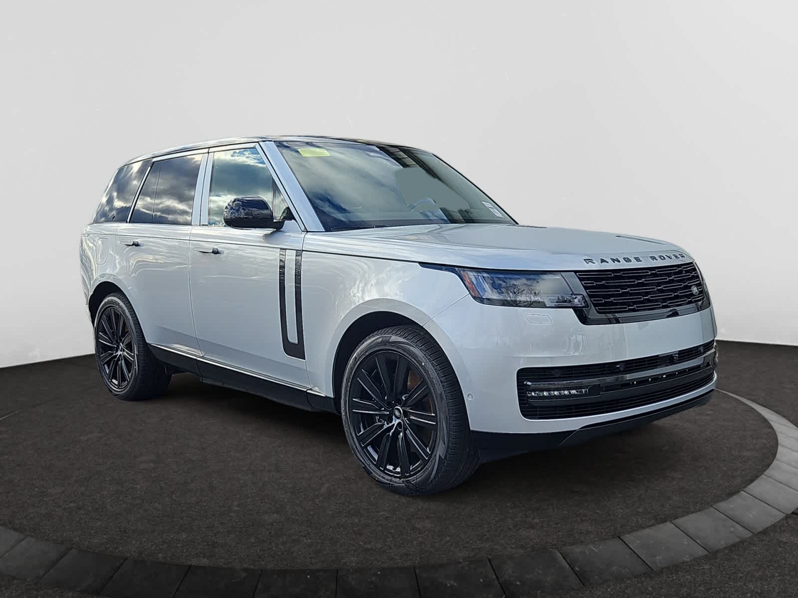 new 2025 Land Rover Range Rover car, priced at $133,680