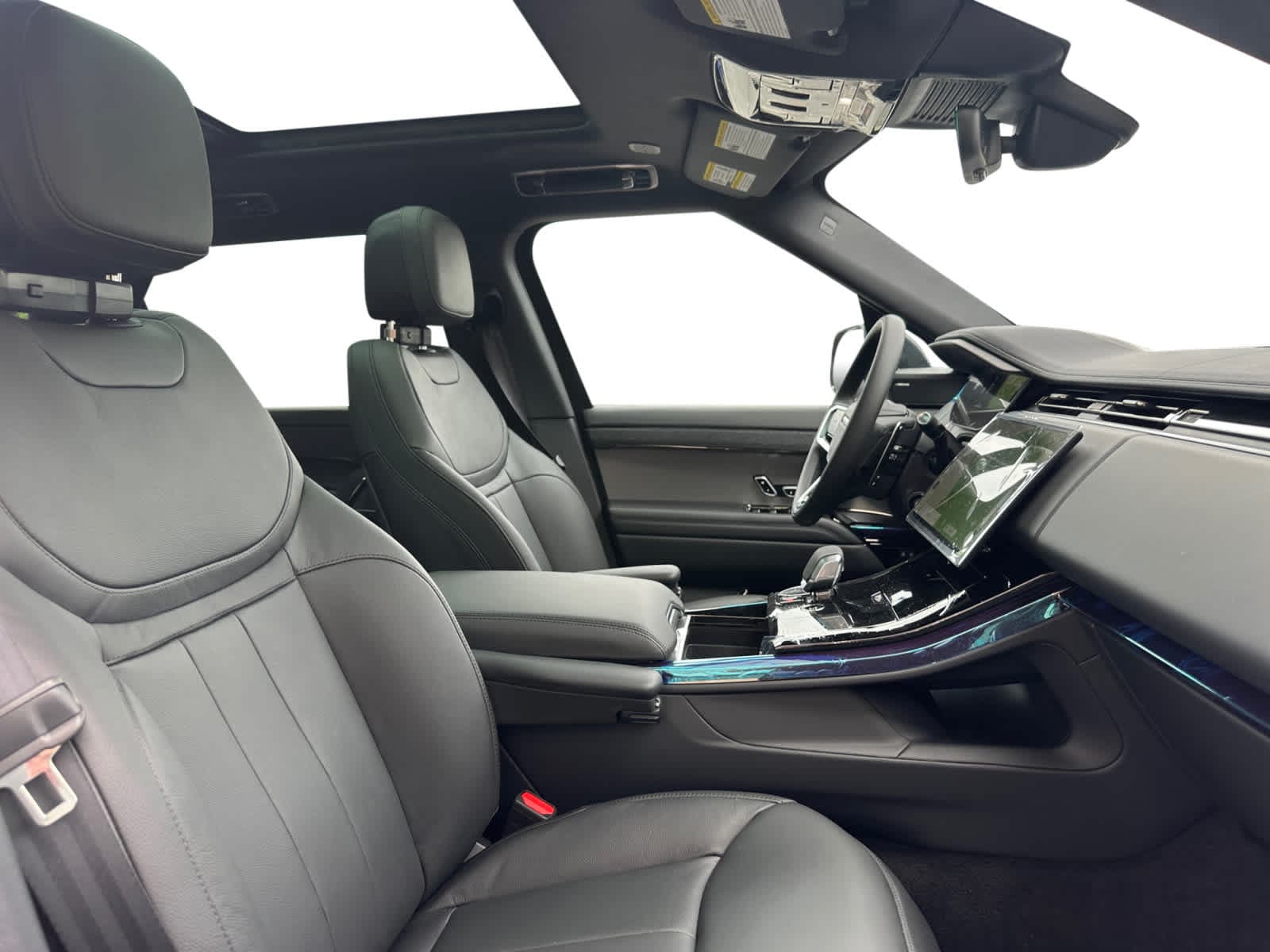 new 2025 Land Rover Range Rover Sport car, priced at $84,340