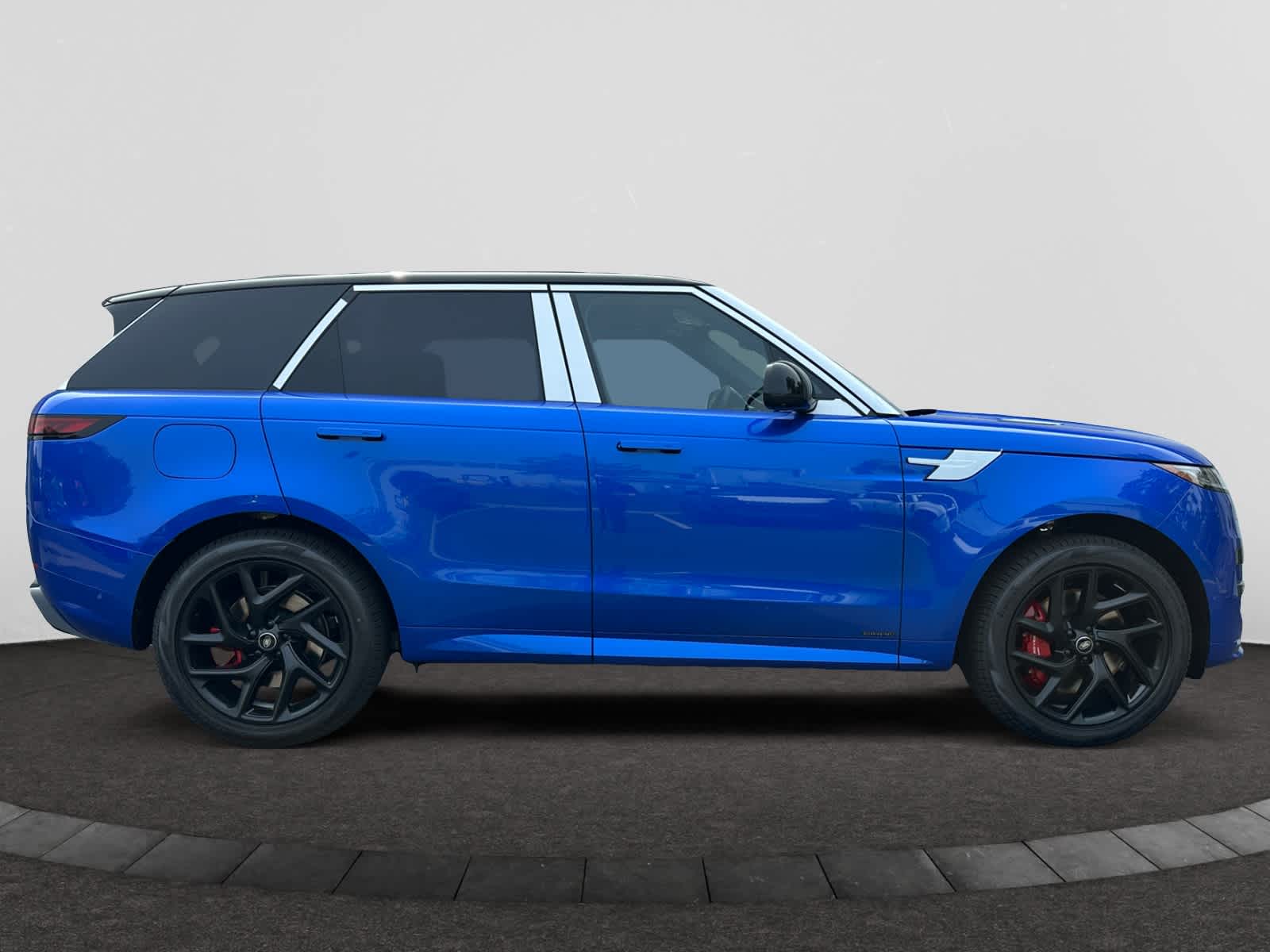 new 2025 Land Rover Range Rover Sport car, priced at $142,685