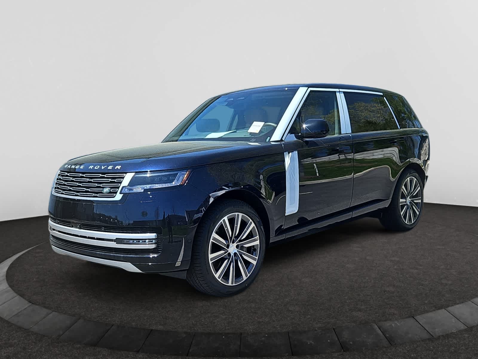 new 2025 Land Rover Range Rover car, priced at $181,325