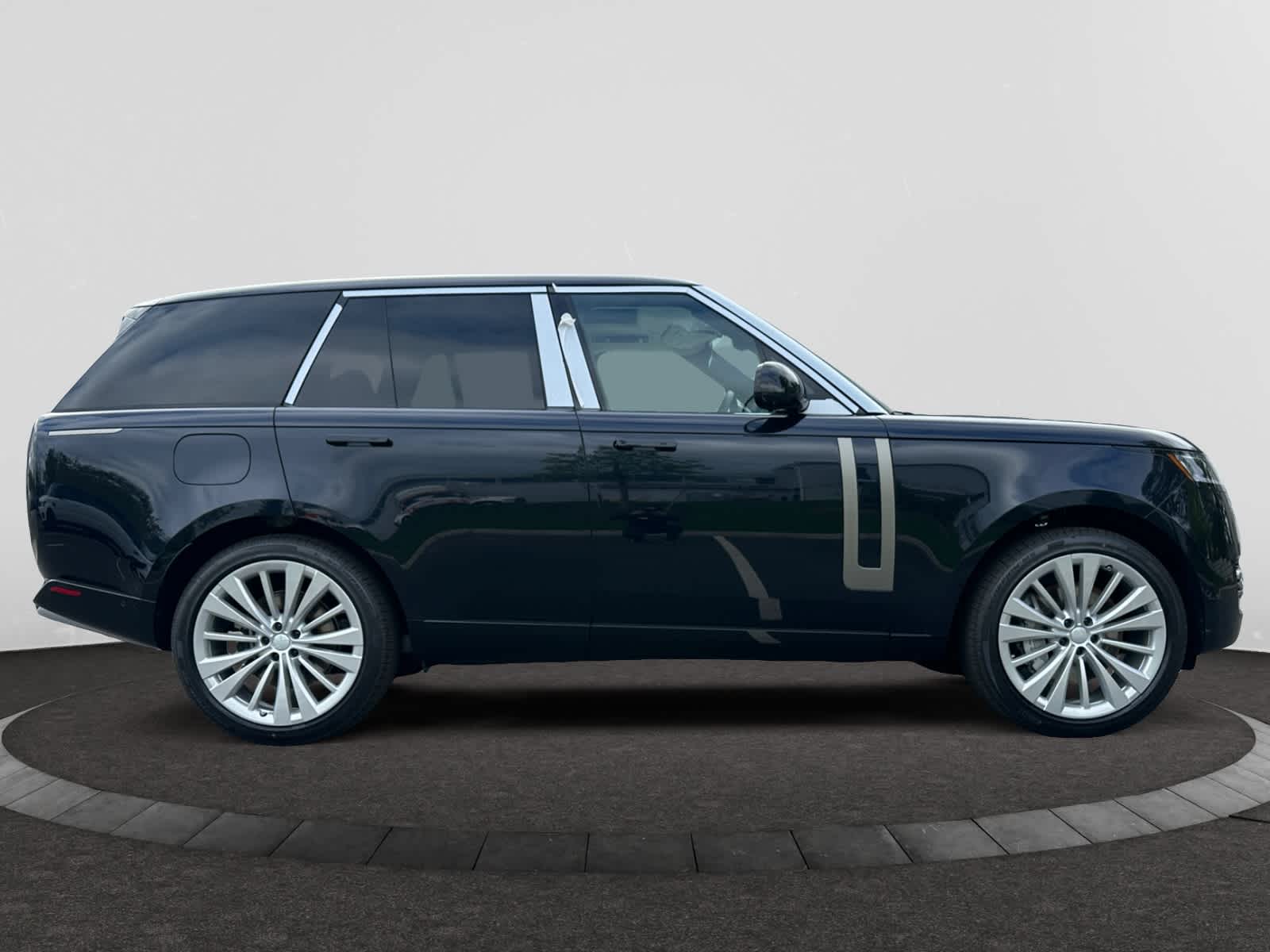 new 2025 Land Rover Range Rover car, priced at $150,015