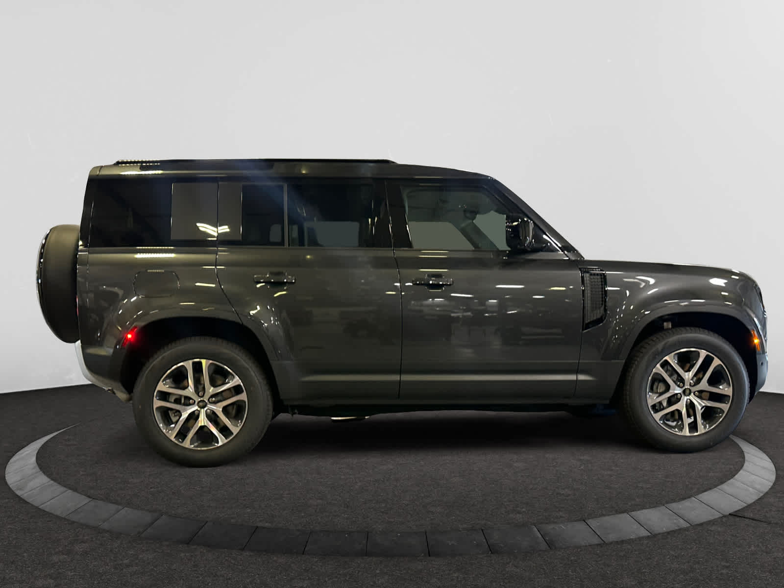 new 2025 Land Rover Defender 110 car, priced at $72,673