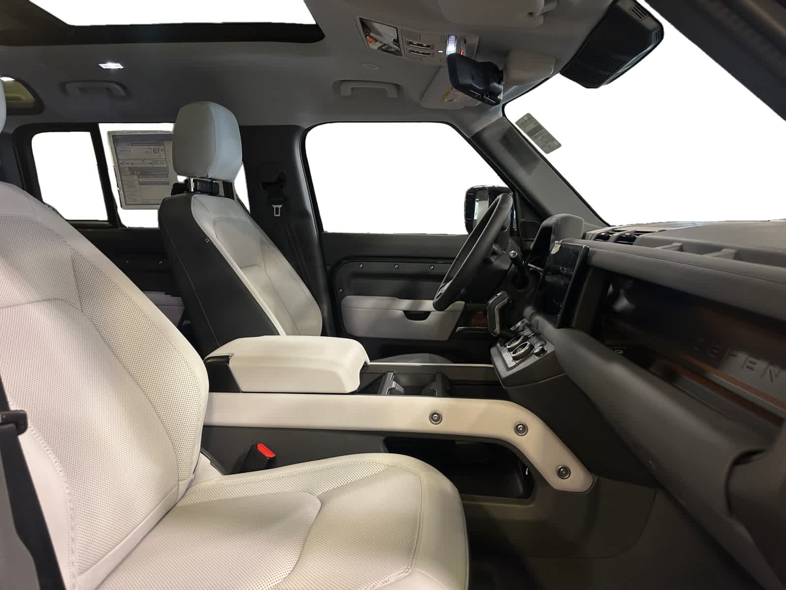 new 2025 Land Rover Defender 110 car, priced at $72,673