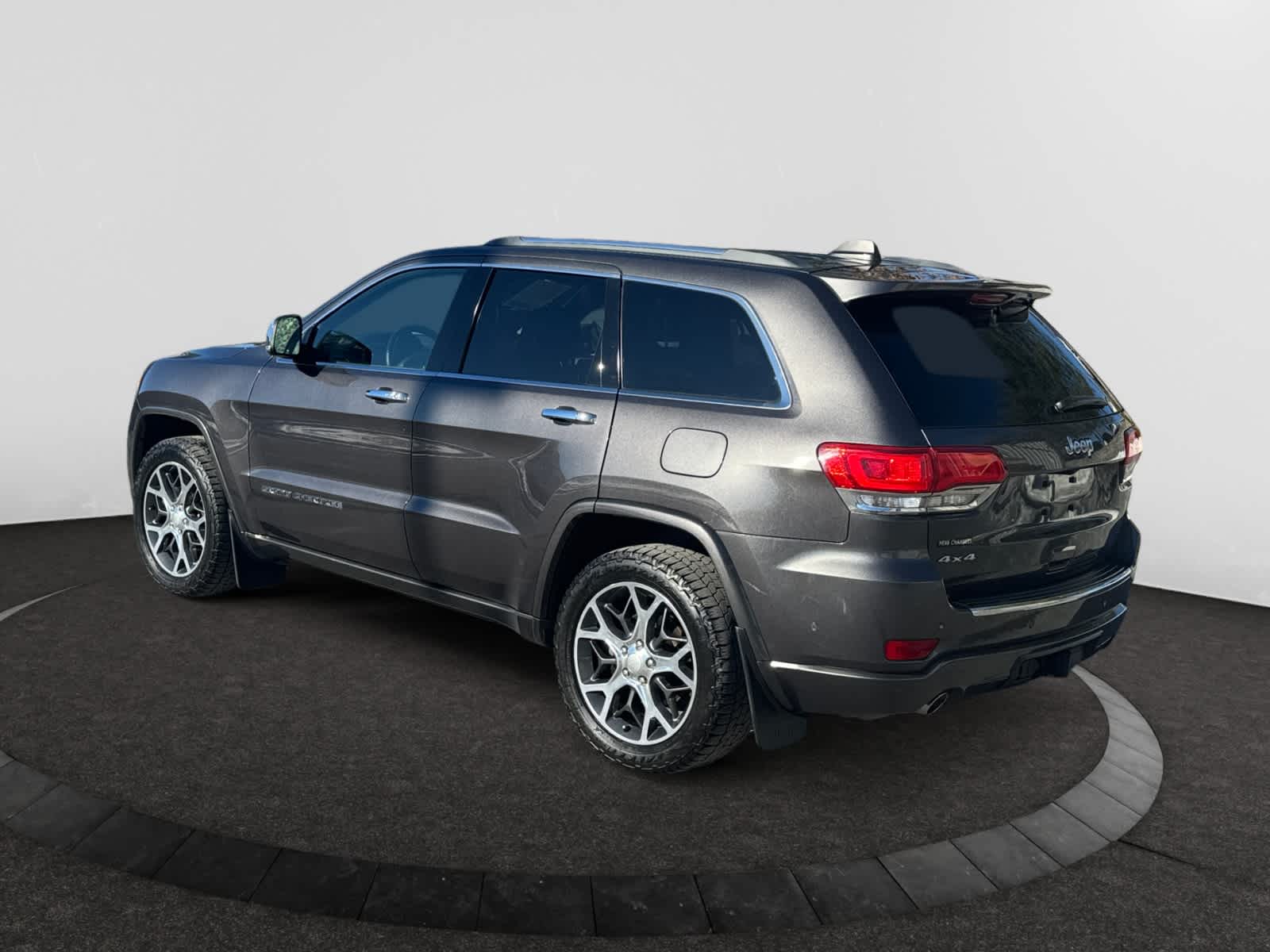 used 2019 Jeep Grand Cherokee car, priced at $23,998