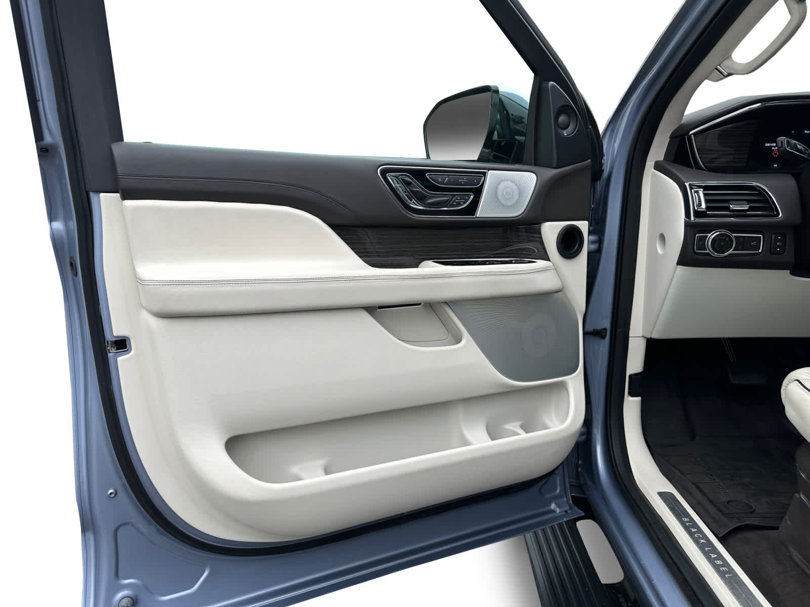 used 2018 Lincoln Navigator L car, priced at $35,998