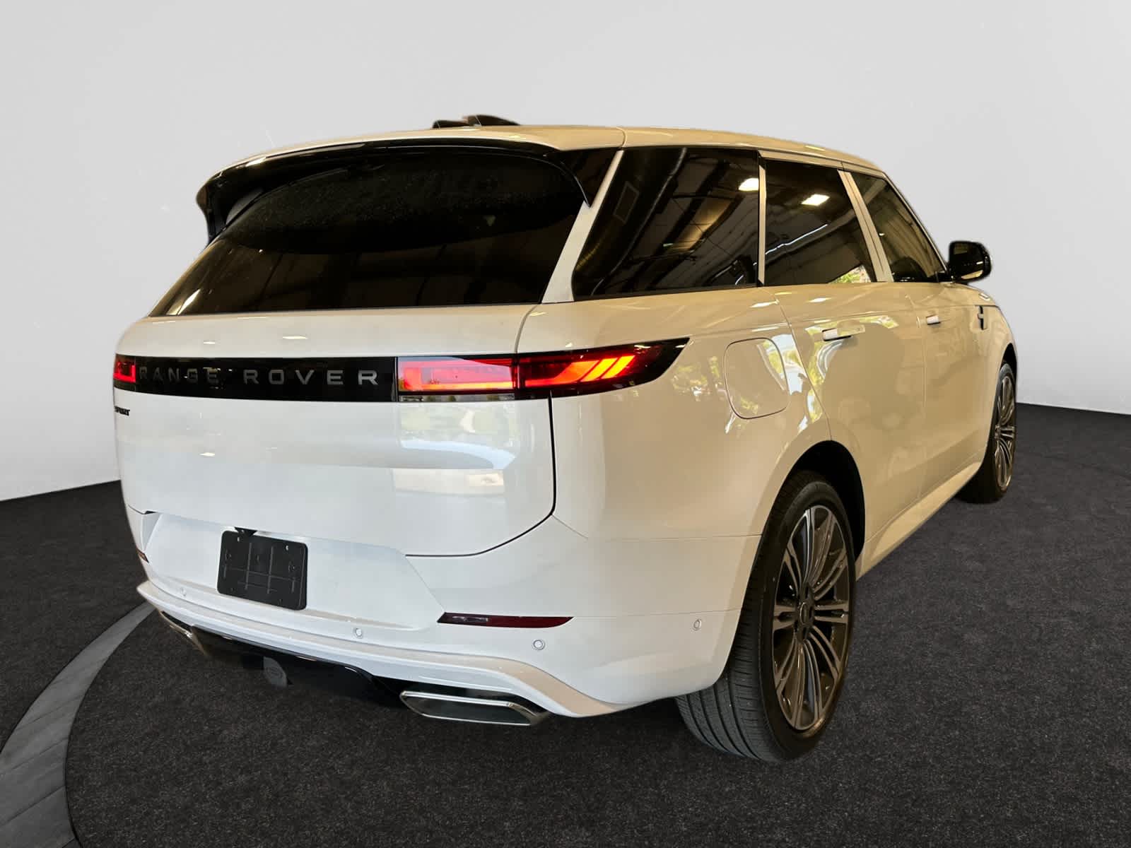 new 2025 Land Rover Range Rover Sport car, priced at $108,910