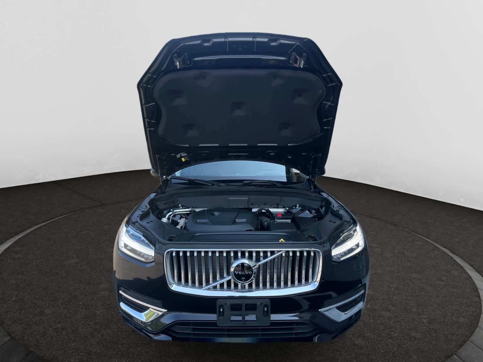 used 2022 Volvo XC90 car, priced at $44,498
