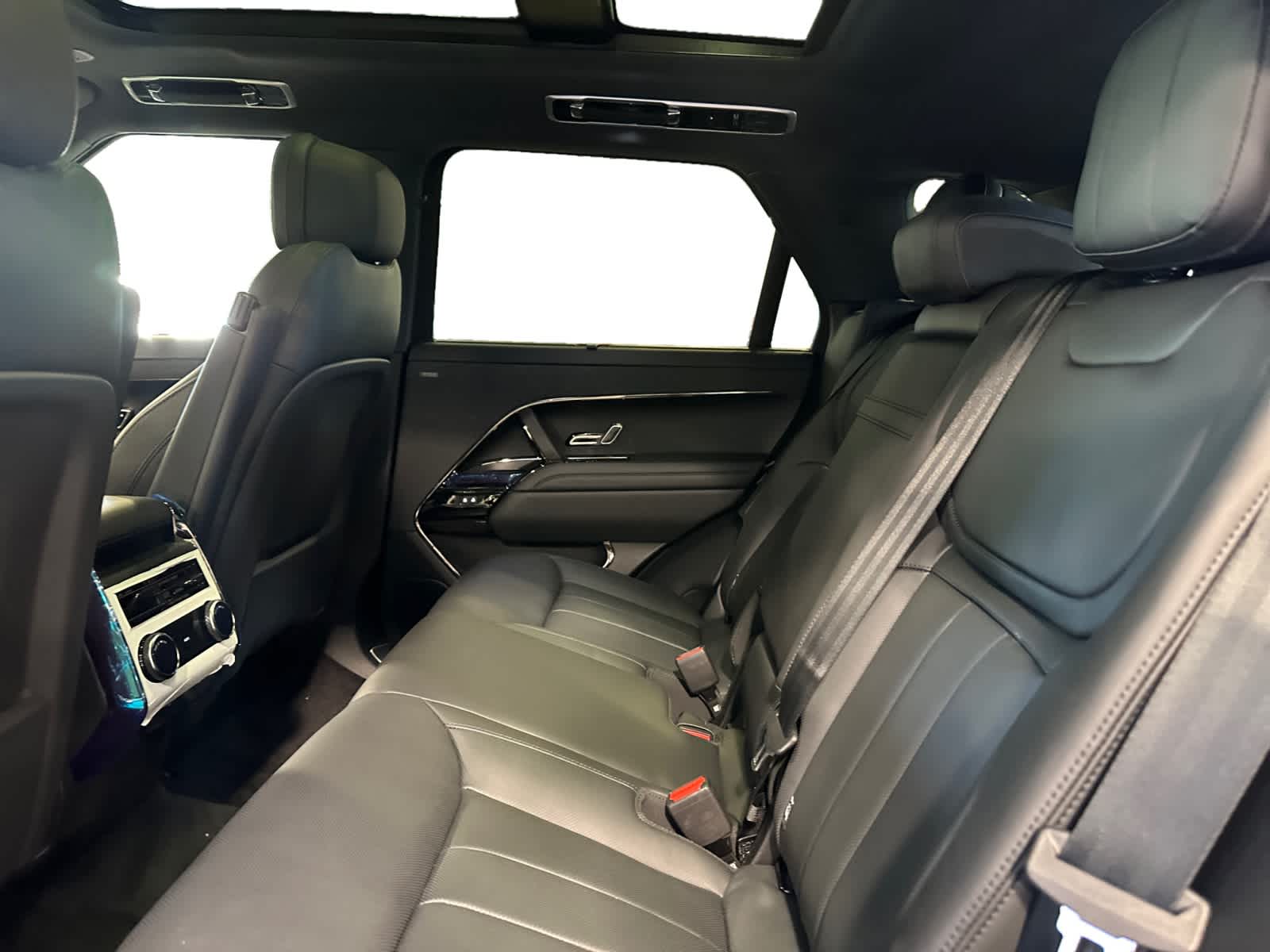 new 2025 Land Rover Range Rover Sport car, priced at $108,910