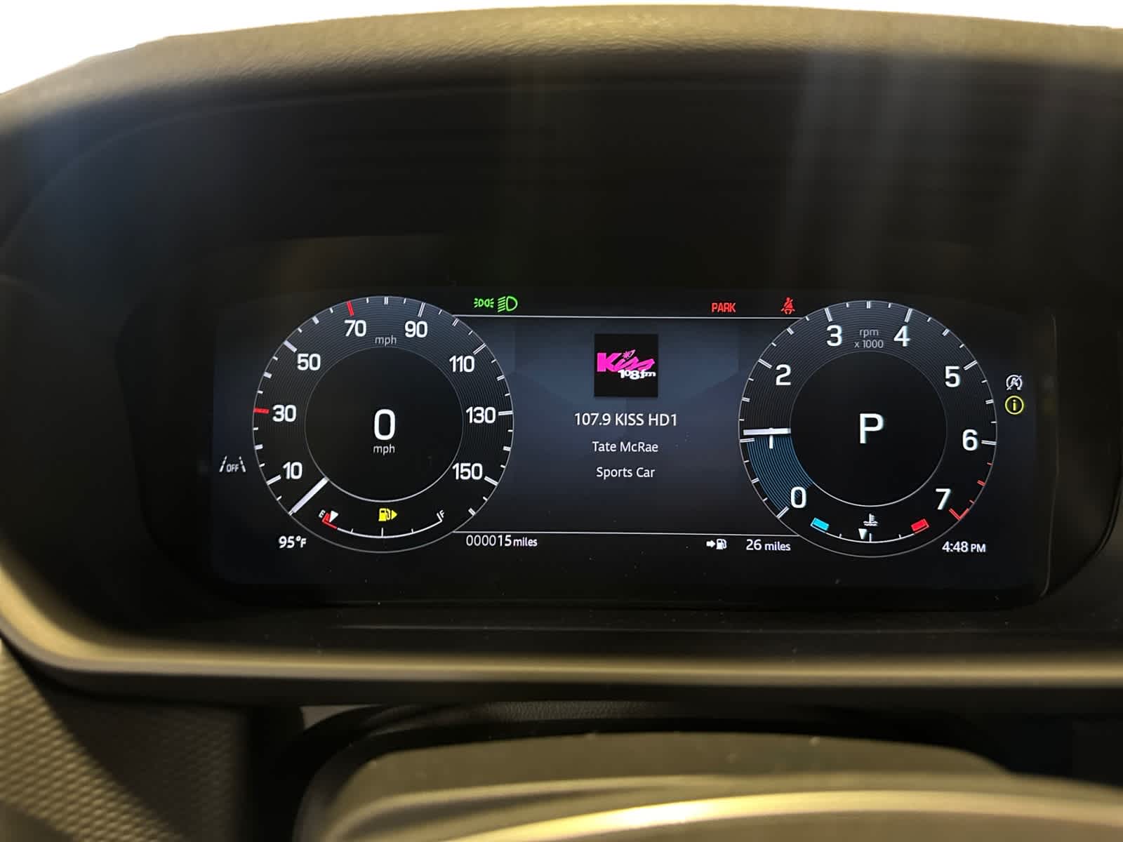 new 2025 Land Rover Discovery car, priced at $82,088