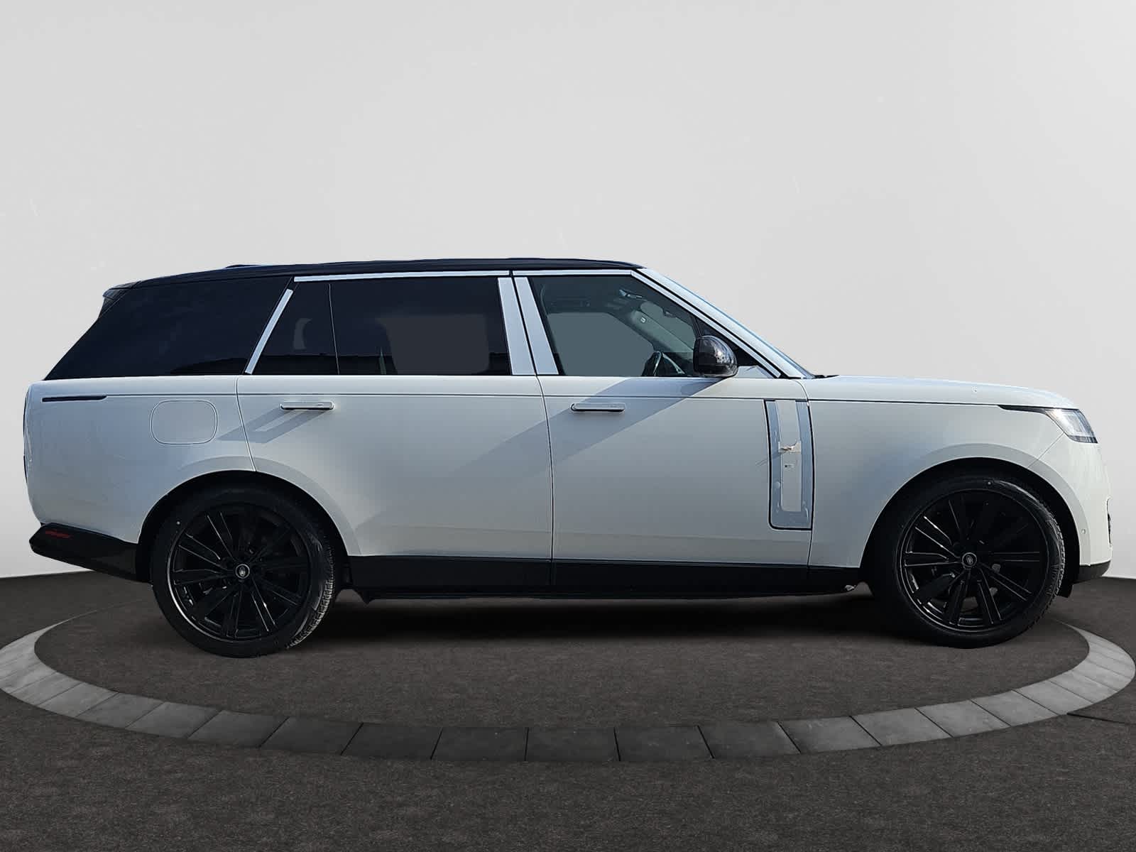 new 2025 Land Rover Range Rover car, priced at $139,610