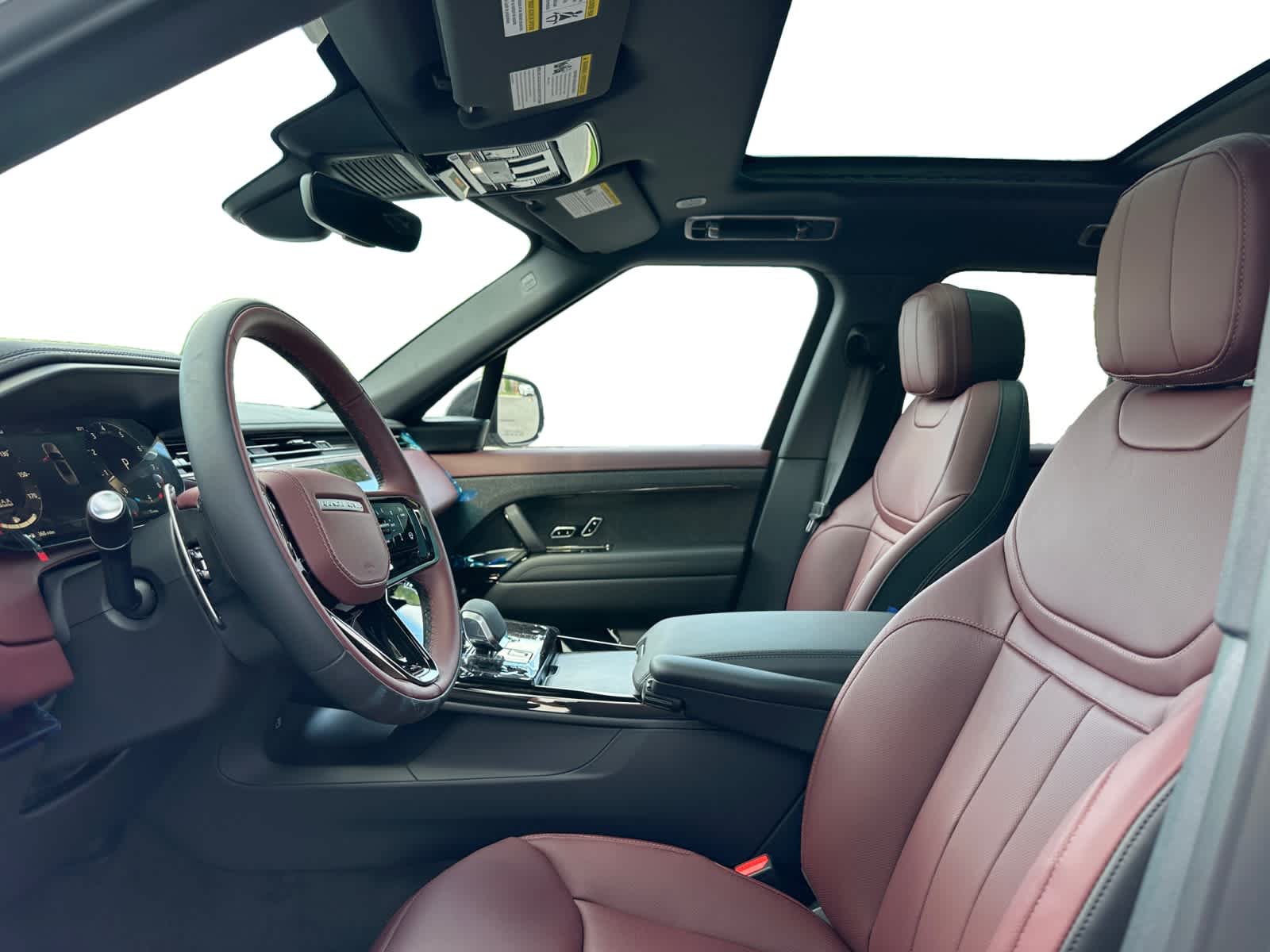 new 2025 Land Rover Range Rover Sport car, priced at $126,600