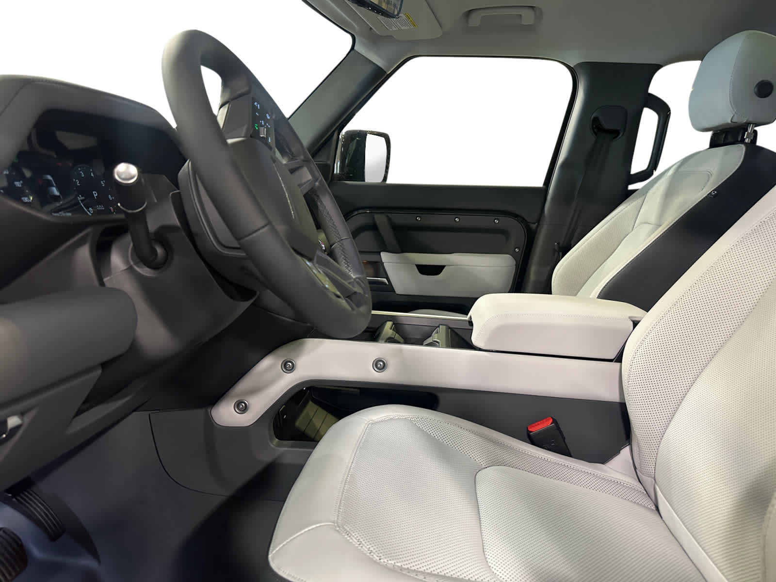 new 2025 Land Rover Defender 110 car, priced at $72,673