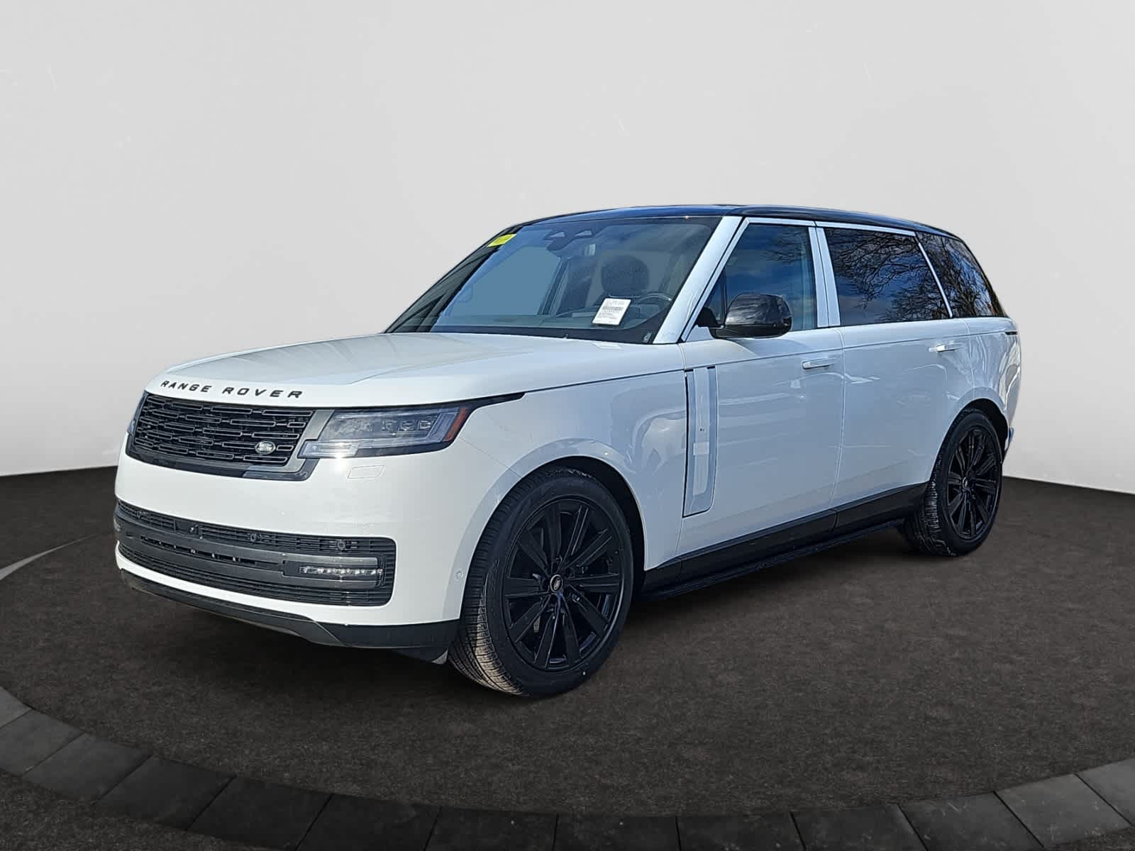 new 2025 Land Rover Range Rover car, priced at $139,610