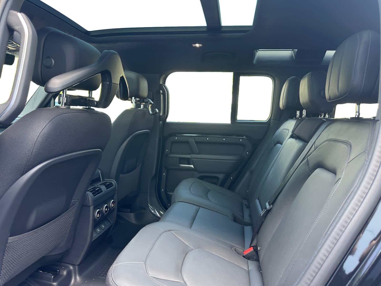 new 2025 Land Rover Defender 110 car, priced at $118,518