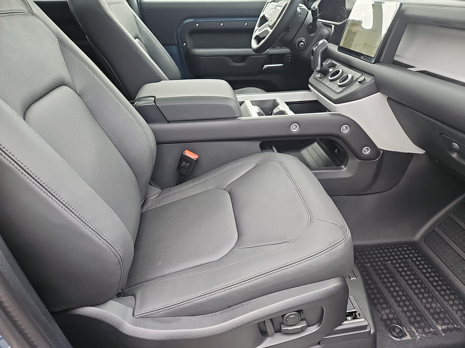 new 2025 Land Rover Defender 90 car, priced at $79,218