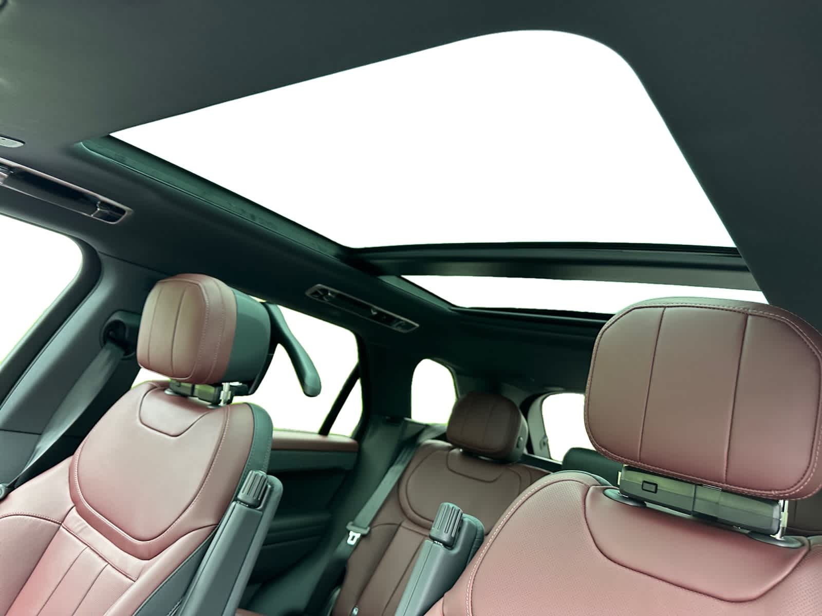 new 2025 Land Rover Range Rover Sport car, priced at $121,905