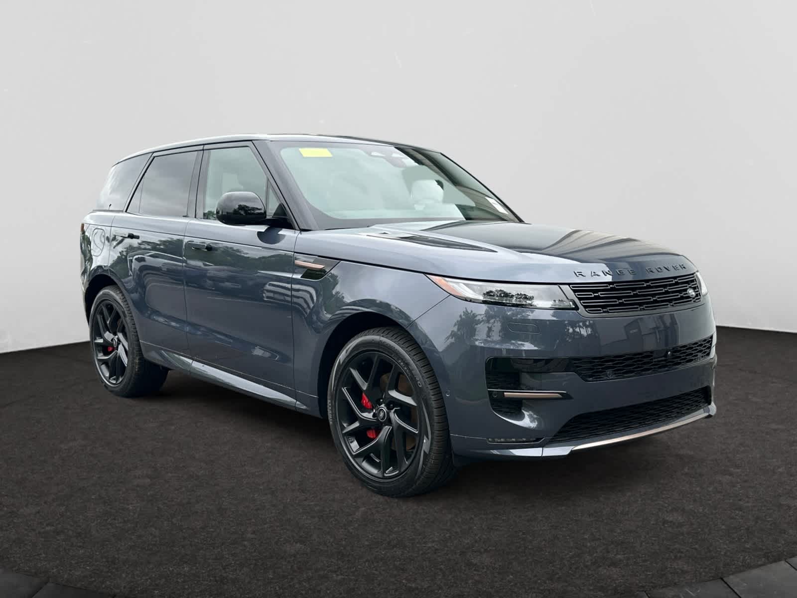new 2025 Land Rover Range Rover Sport car, priced at $107,945