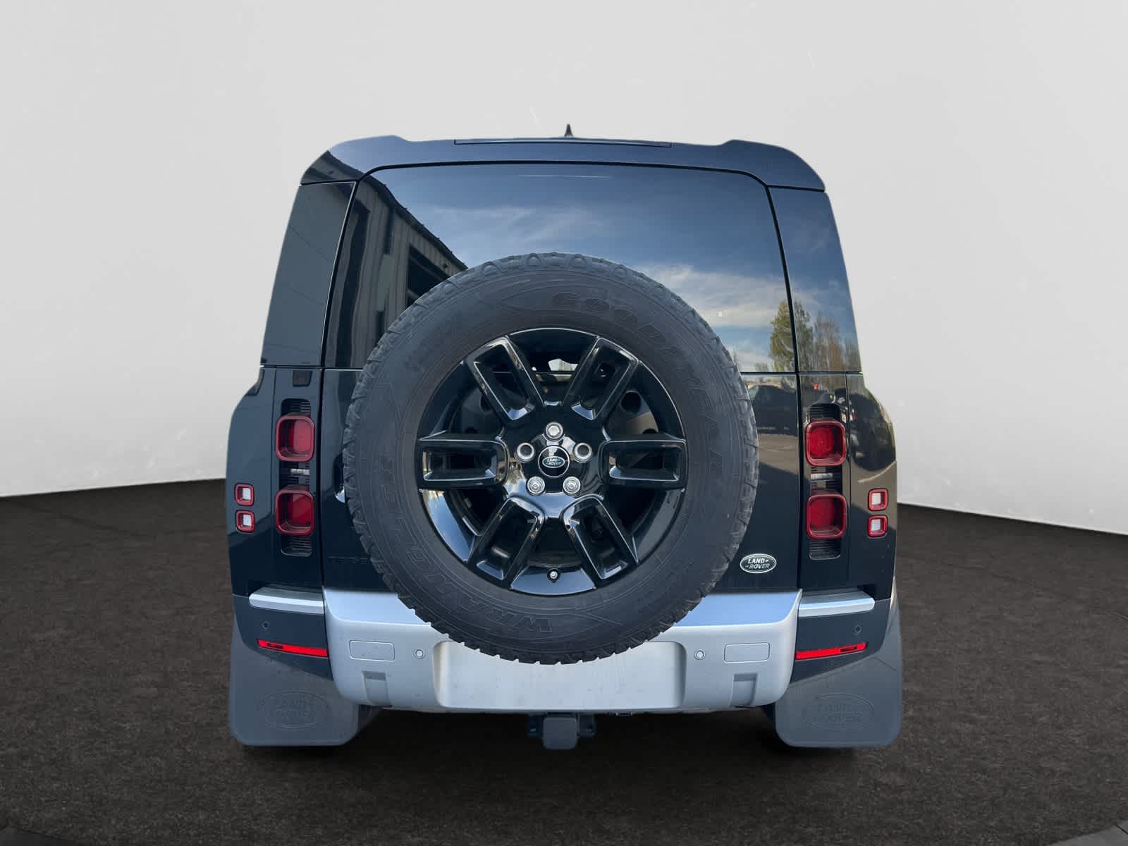used 2021 Land Rover Defender 90 car, priced at $45,998
