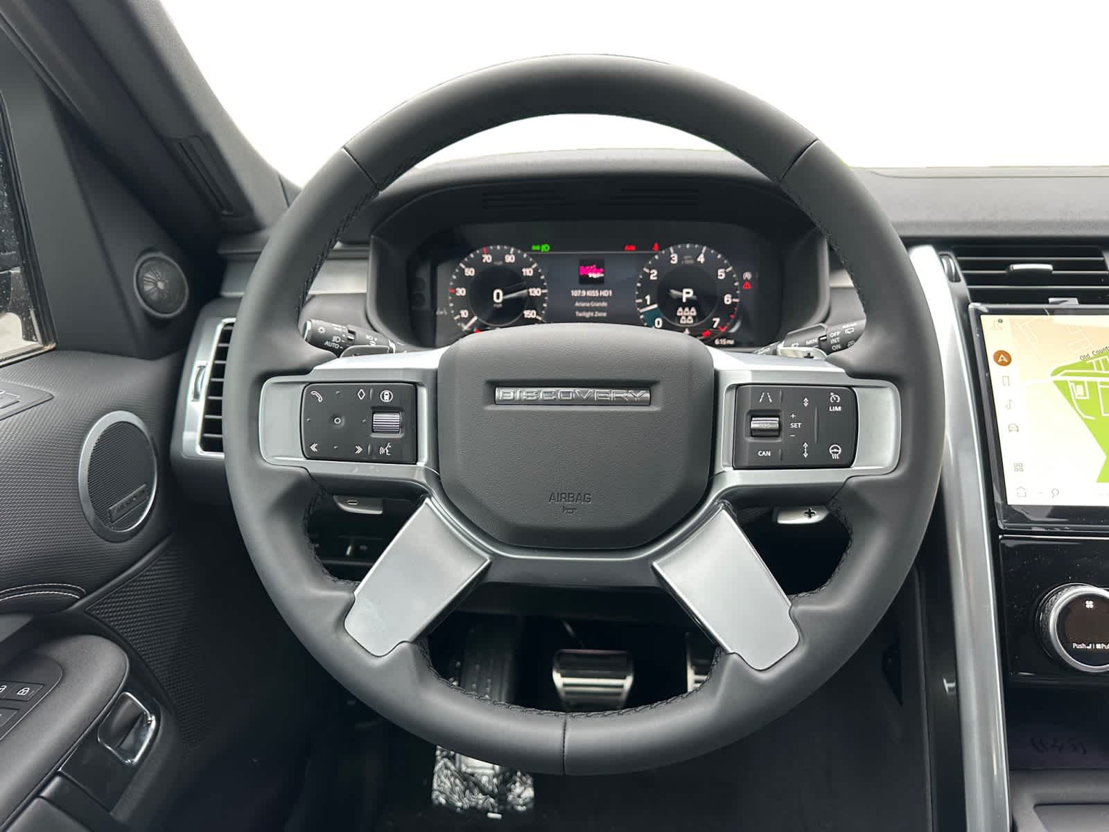 new 2025 Land Rover Discovery car, priced at $73,118