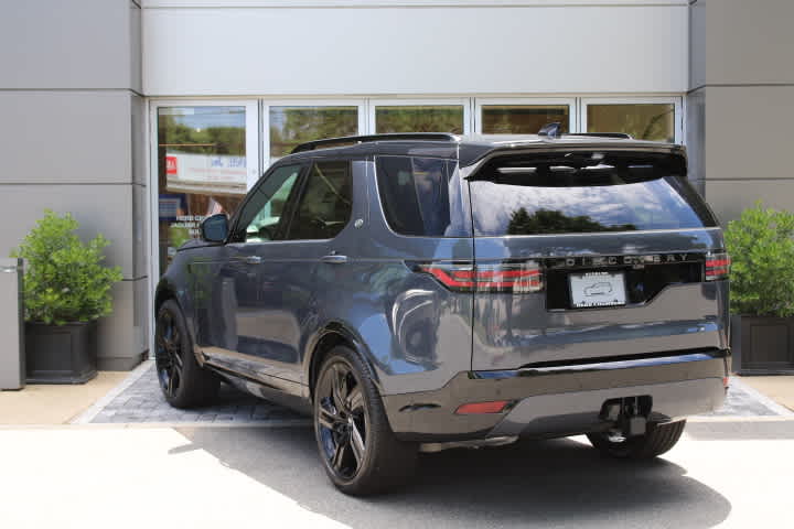 new 2024 Land Rover Discovery car, priced at $85,258