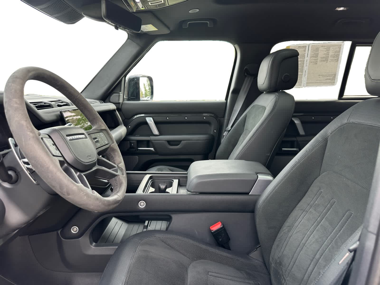 used 2022 Land Rover Defender 110 car, priced at $83,998