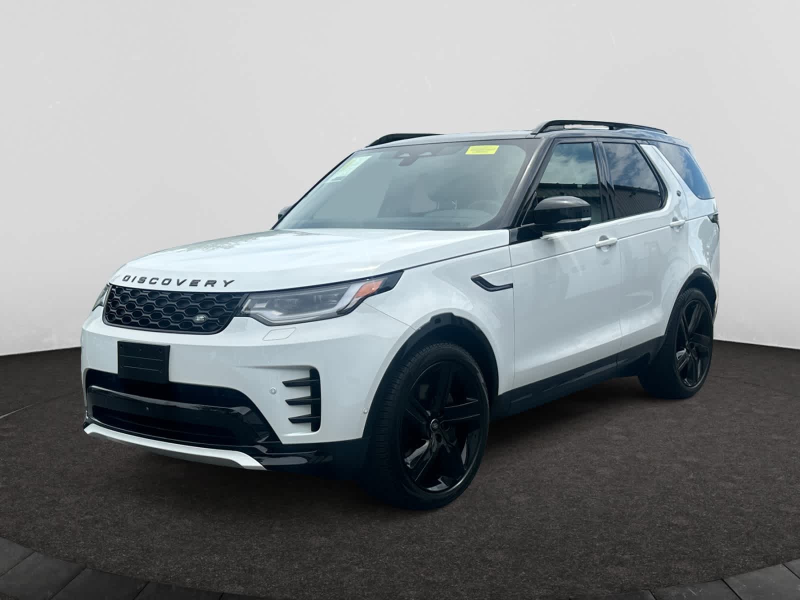 used 2024 Land Rover Discovery car, priced at $61,998