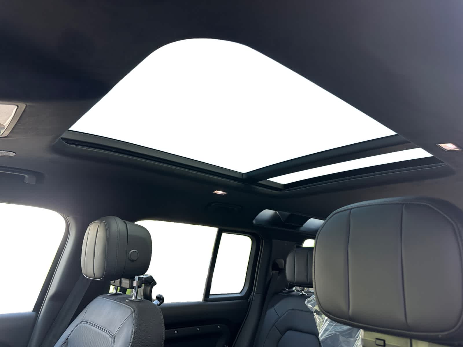 new 2025 Land Rover Defender 110 car, priced at $118,518