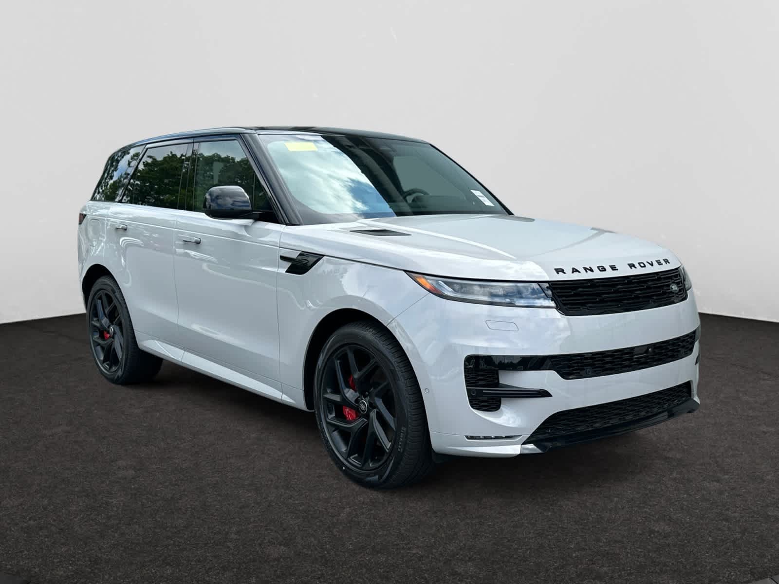 new 2025 Land Rover Range Rover Sport car, priced at $126,600