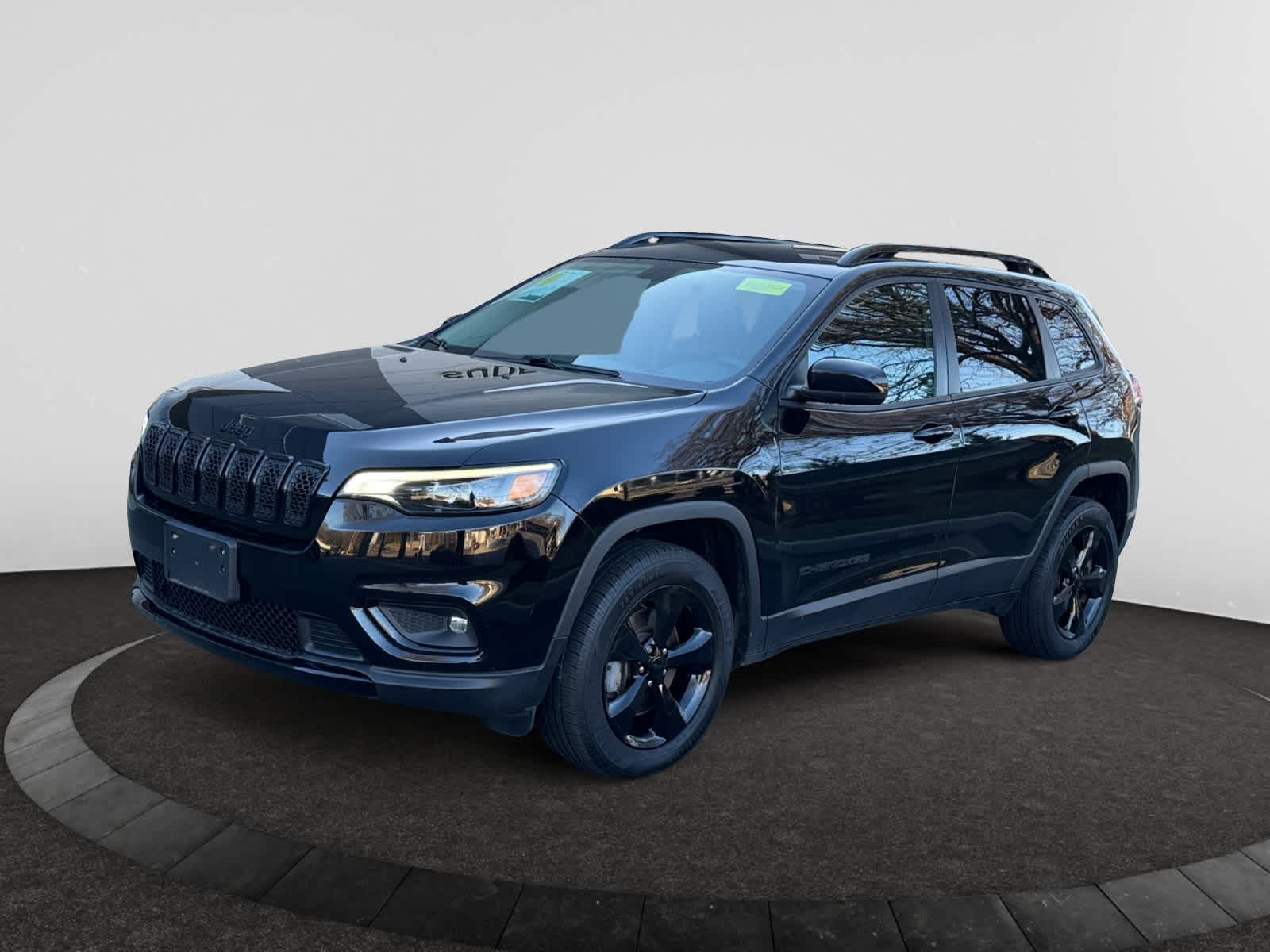 used 2020 Jeep Cherokee car, priced at $17,998