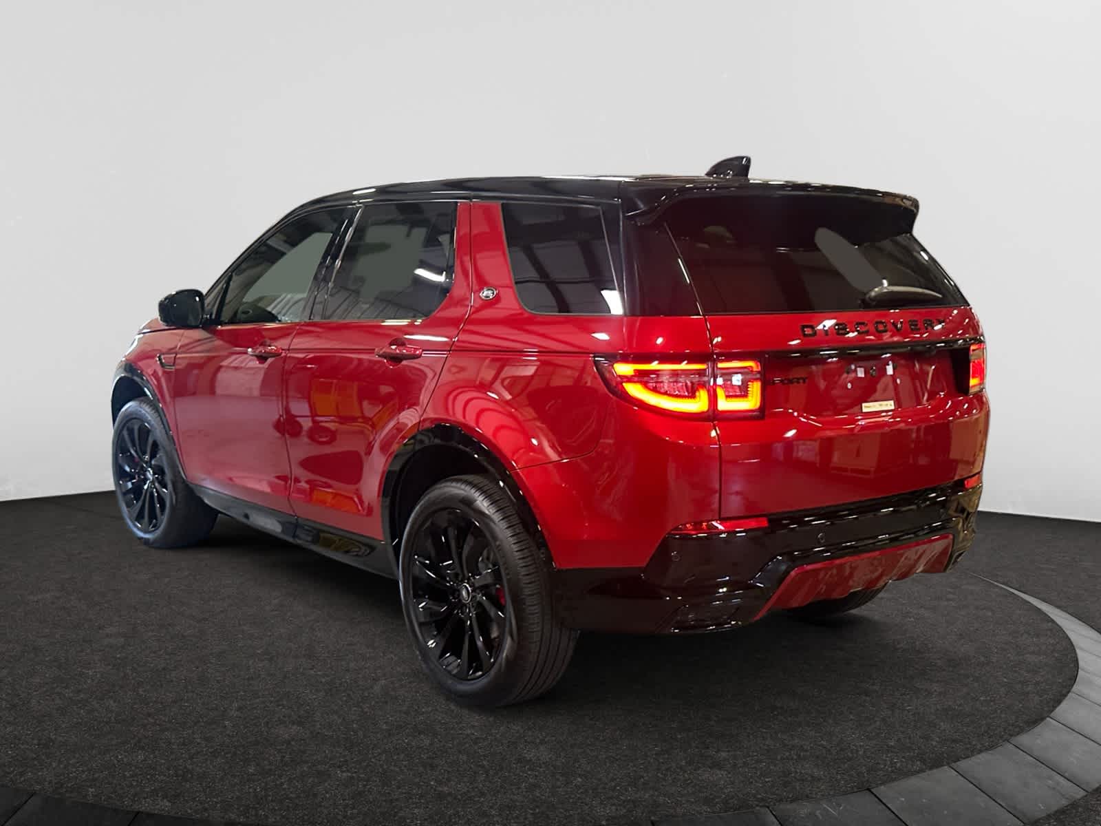 new 2025 Land Rover Discovery Sport car, priced at $61,168