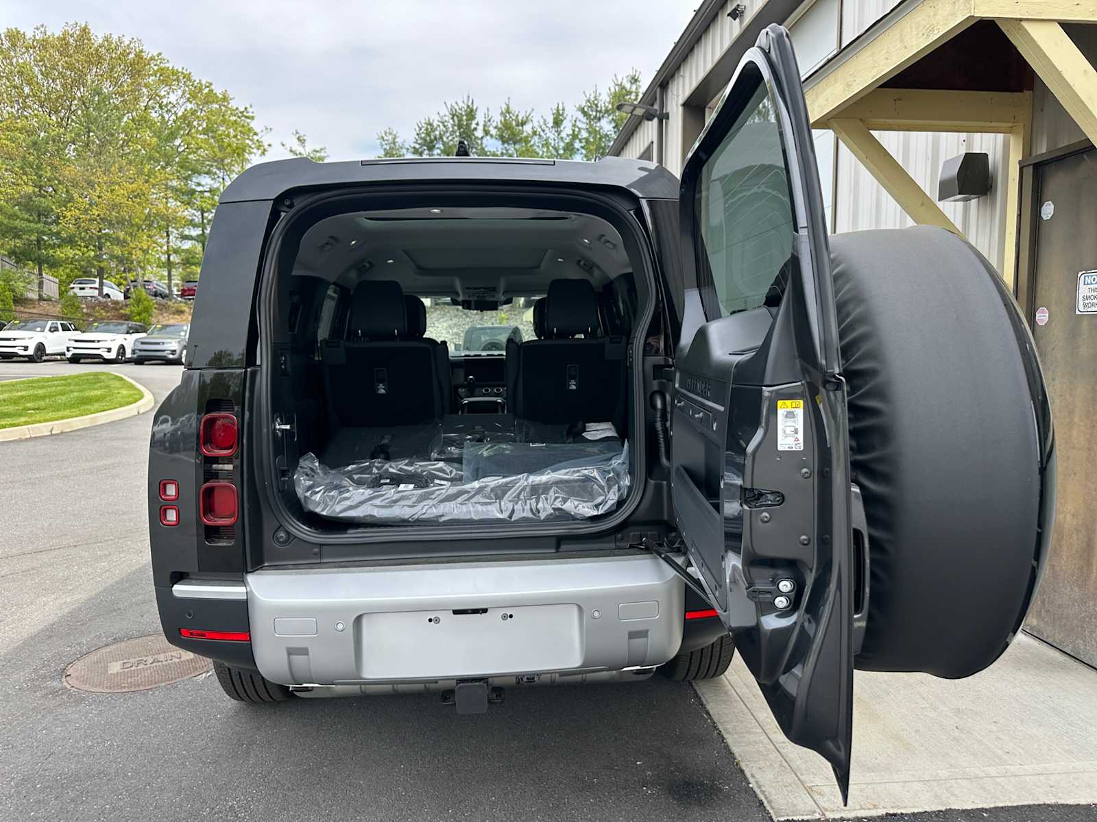 new 2025 Land Rover Defender 130 car, priced at $80,498