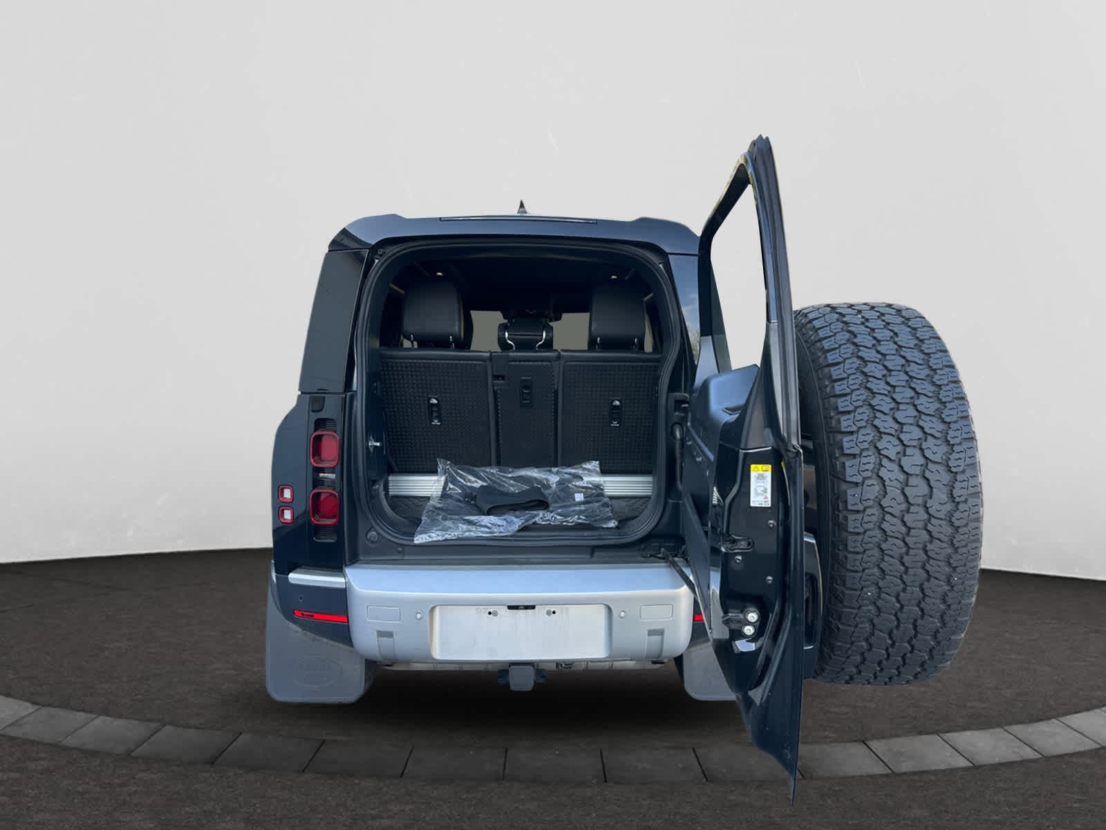 used 2021 Land Rover Defender 90 car, priced at $45,998