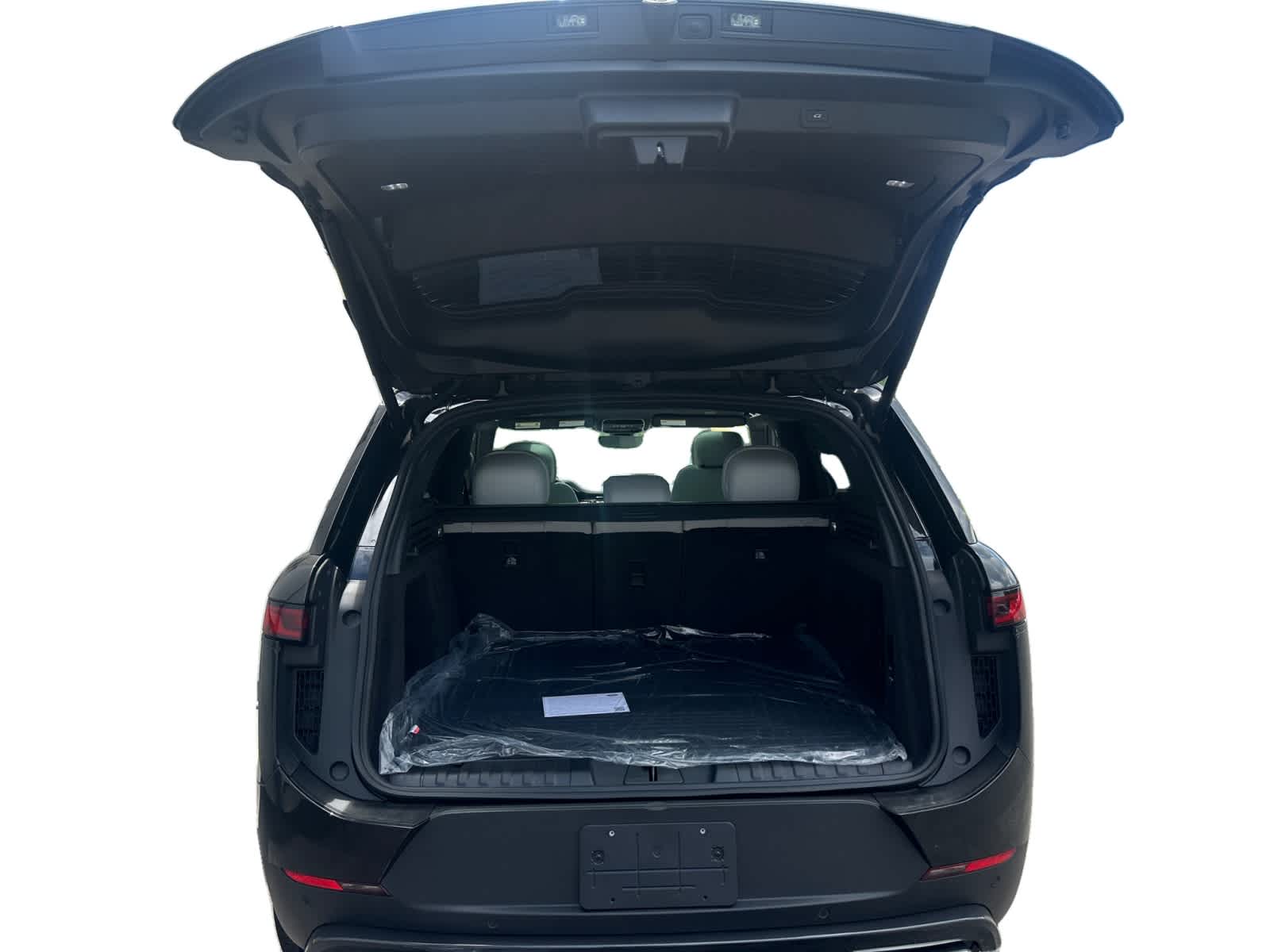 new 2025 Land Rover Range Rover Sport car, priced at $97,345