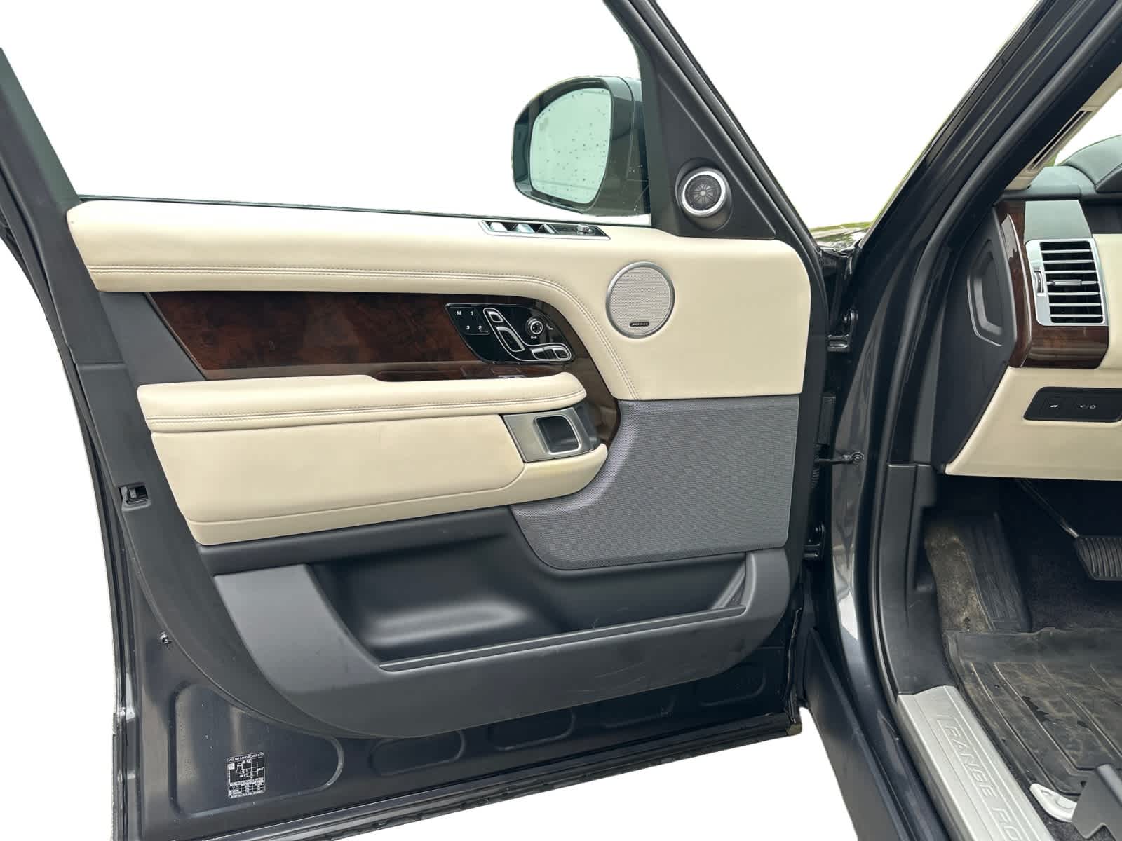 used 2019 Land Rover Range Rover car, priced at $42,498